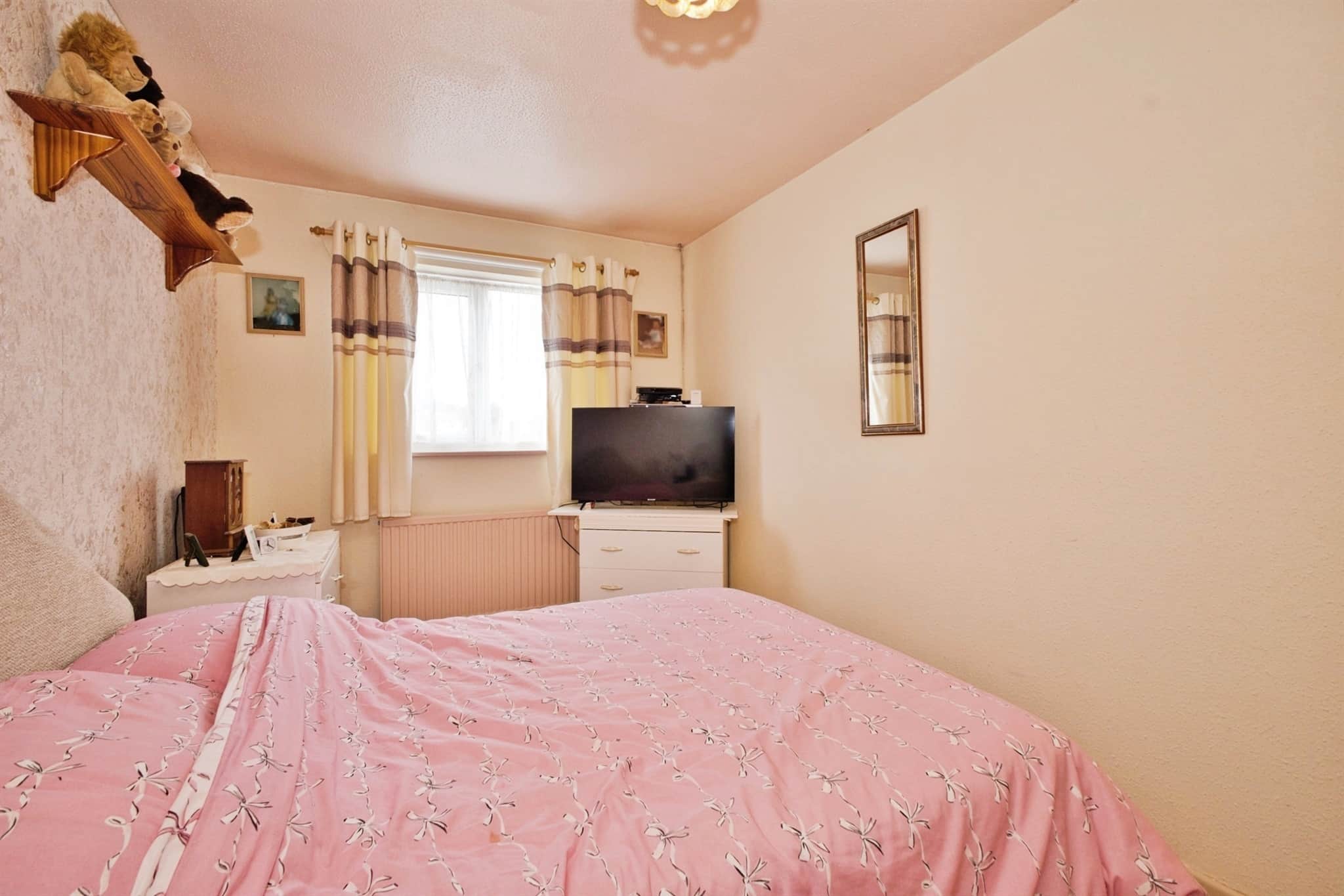 Property at Larkspur Crescent, Yeovil