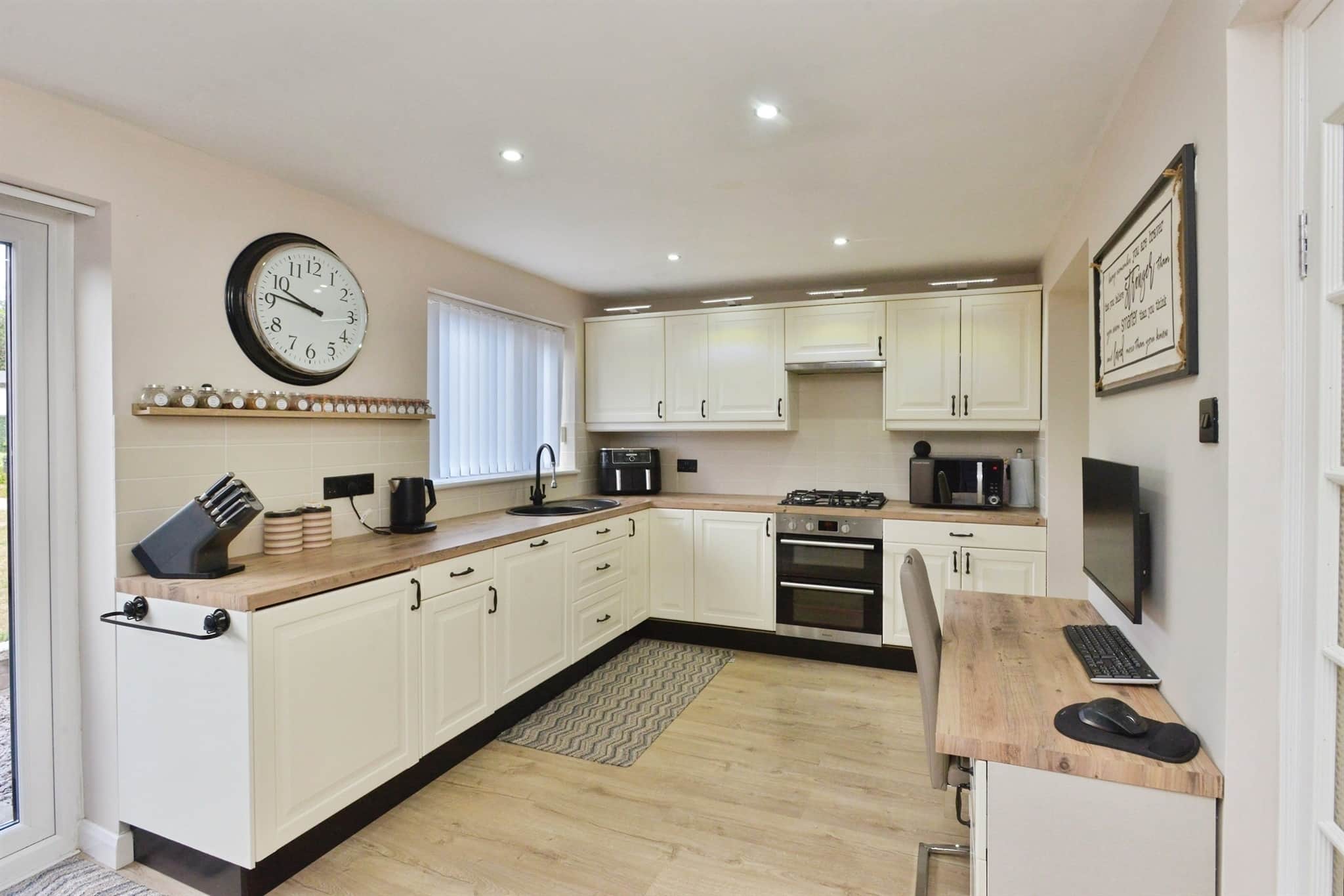 Property at Mersey Way, Bletchley, MILTON KEYNES