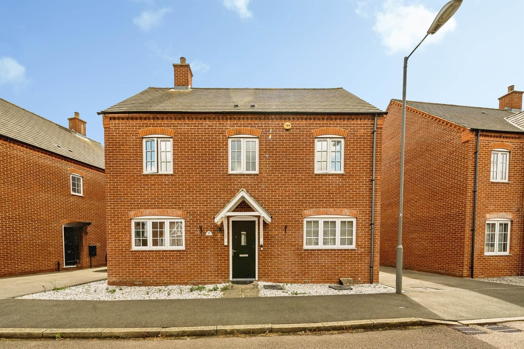 Property at Calville Gardens, Aylesbury