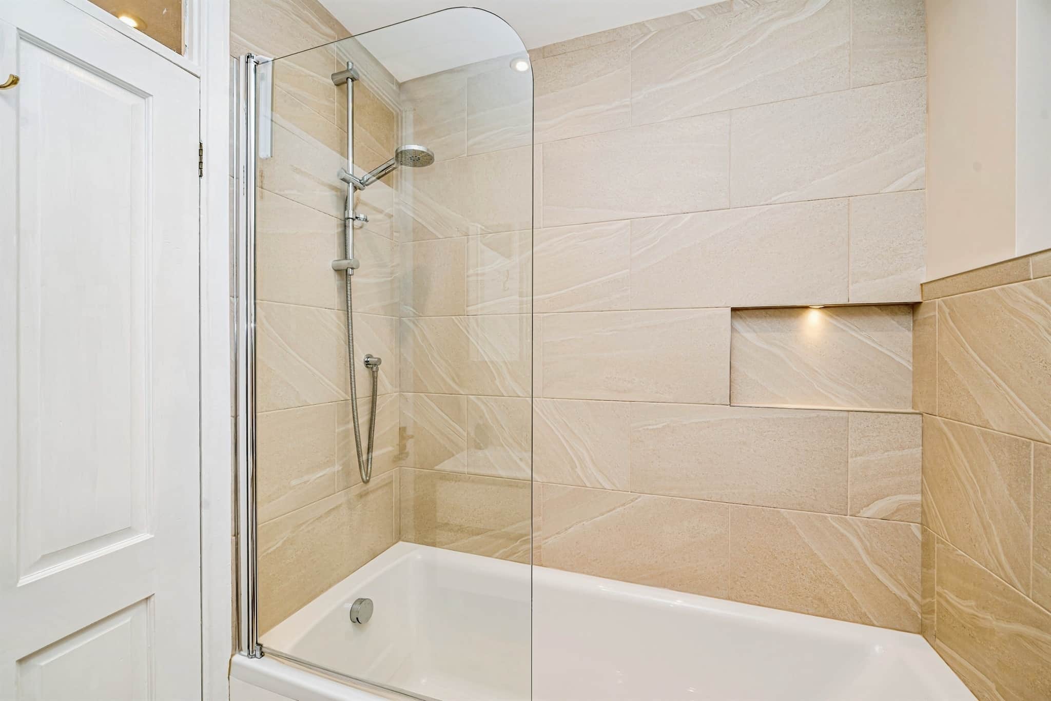 Property at Parliament Road, Thame