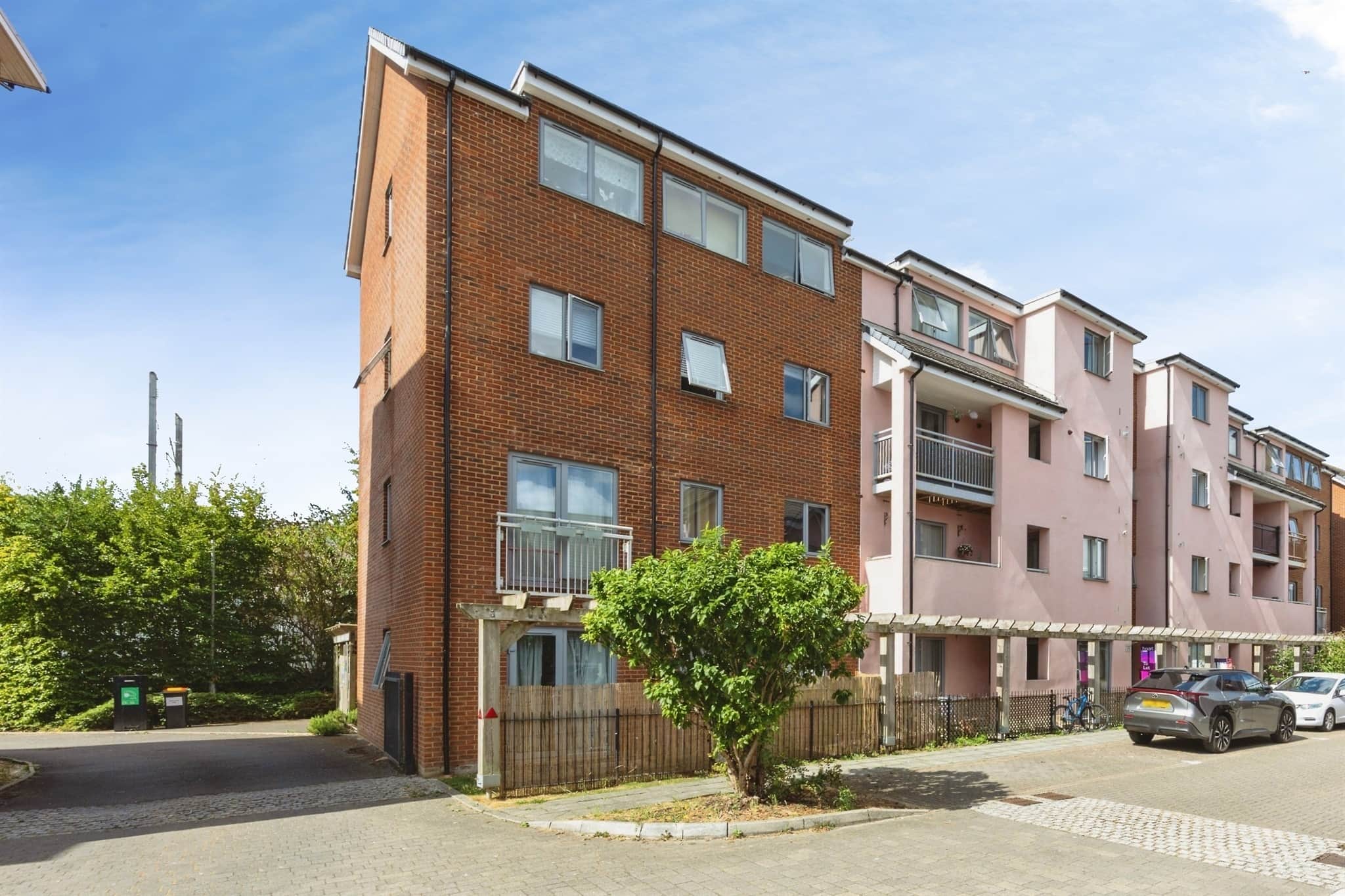 Property at Drummond Grove, Willesborough, Ashford