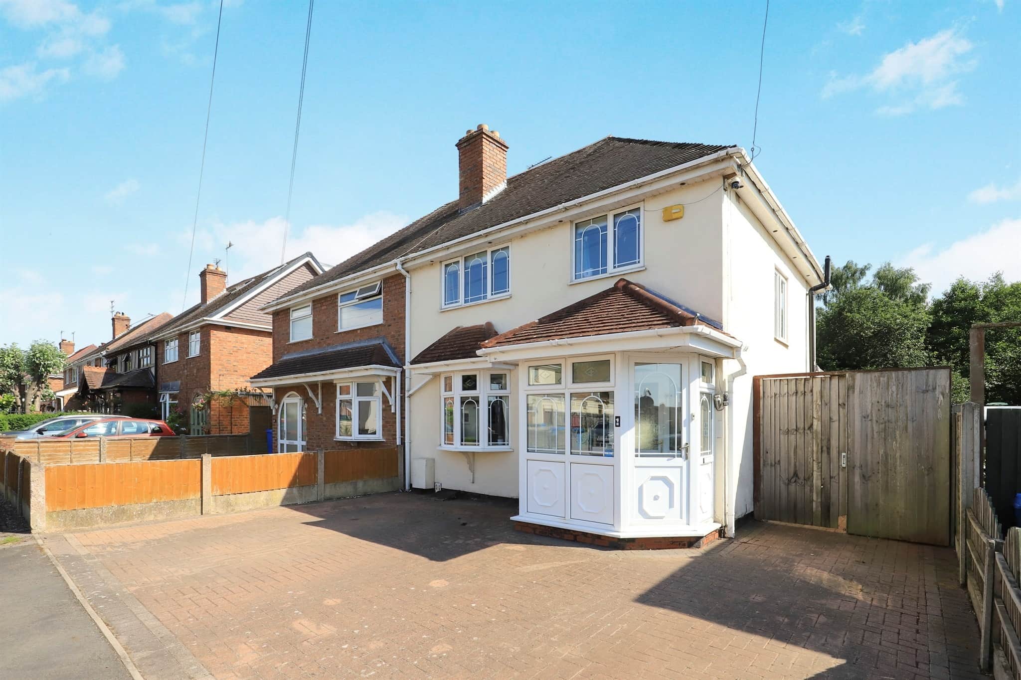 Property at South Crescent, Featherstone, Wolverhampton