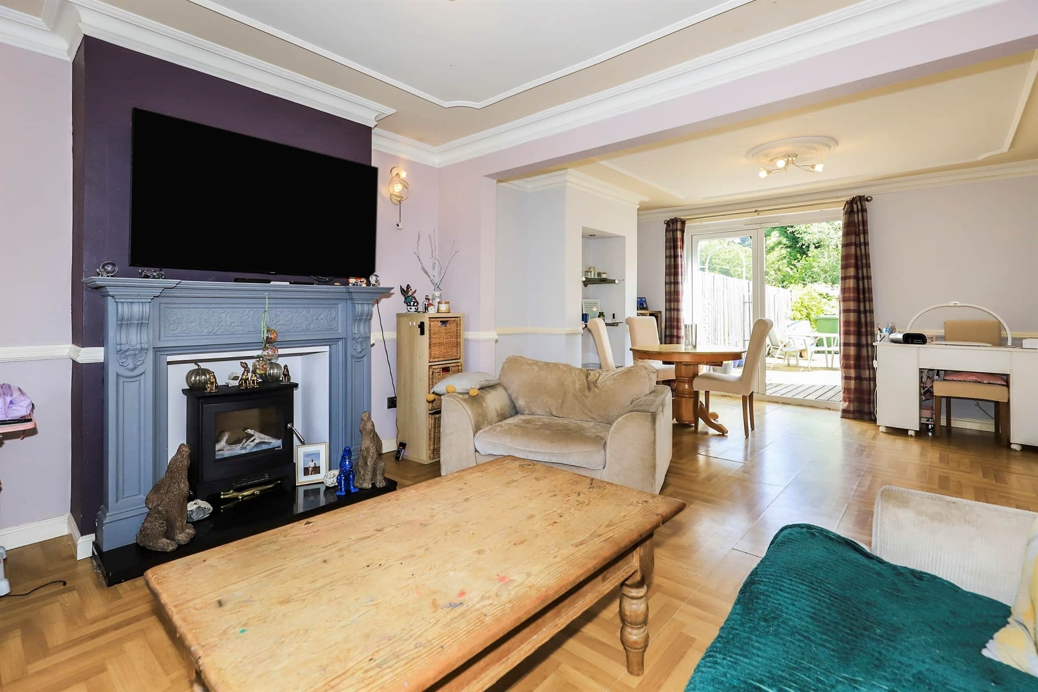 Property at South Crescent, Featherstone, Wolverhampton