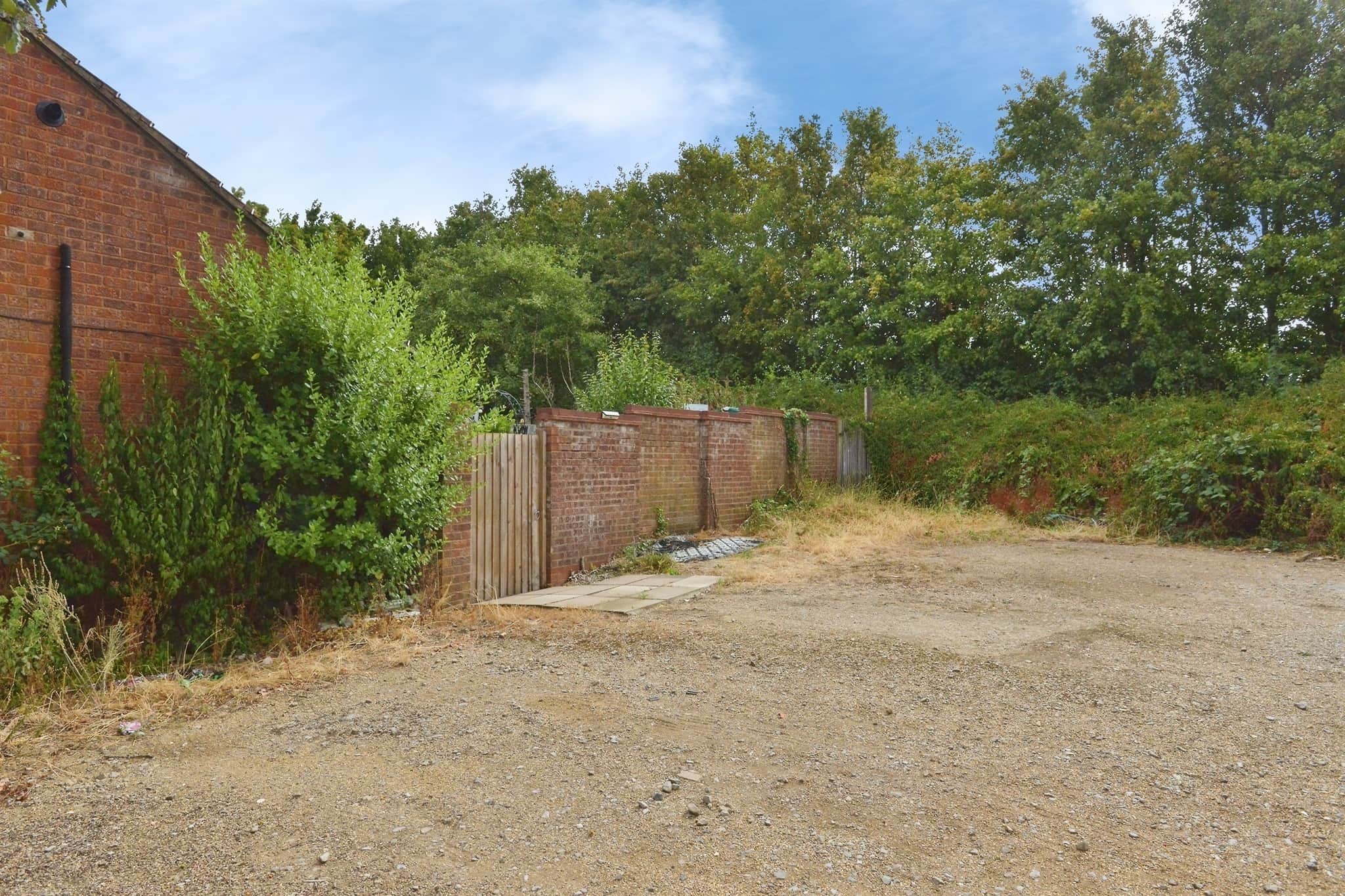 Property at Simonsbath, Furzton, Milton Keynes
