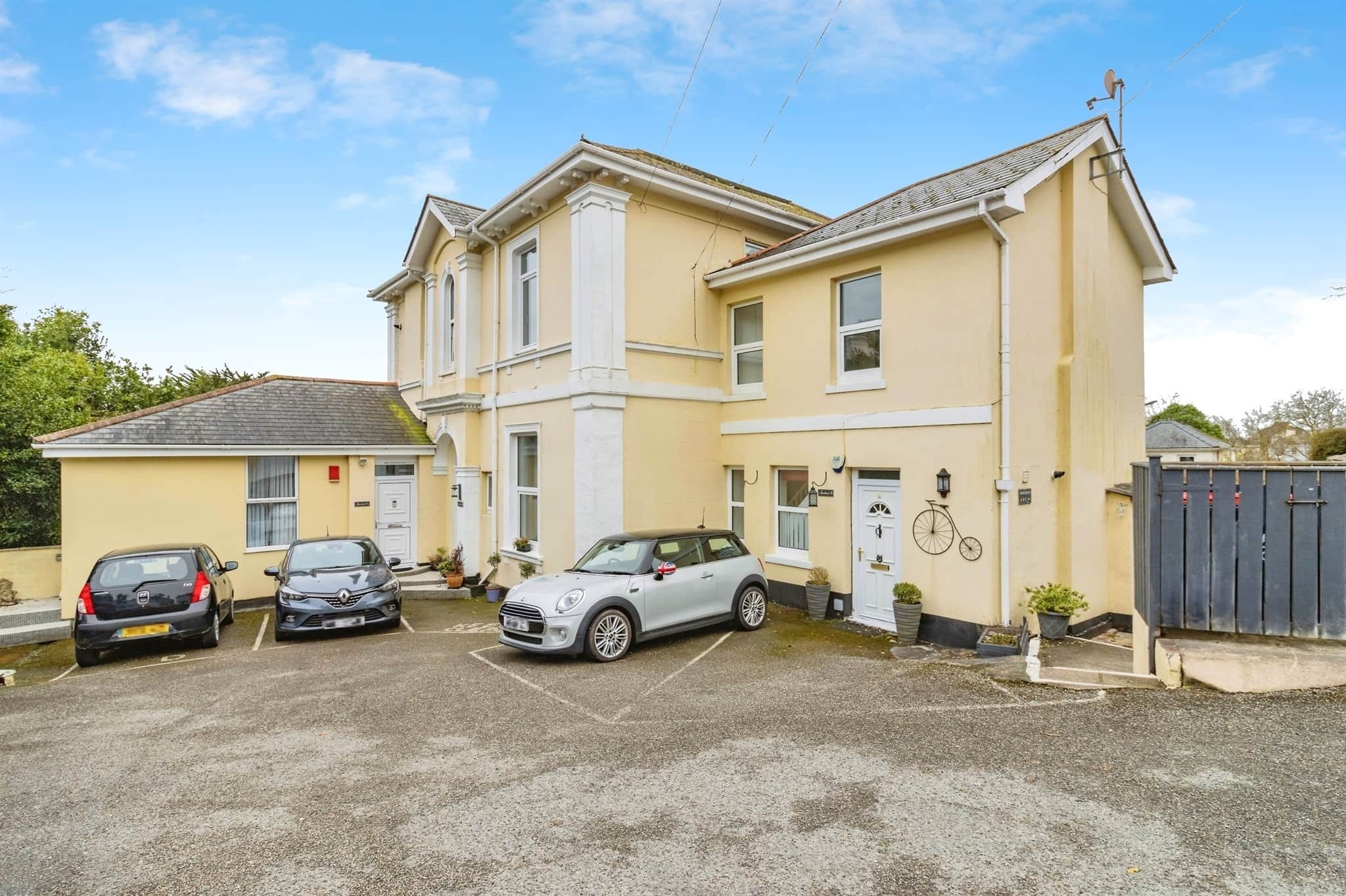 Property at Sunbury Hill, Torquay