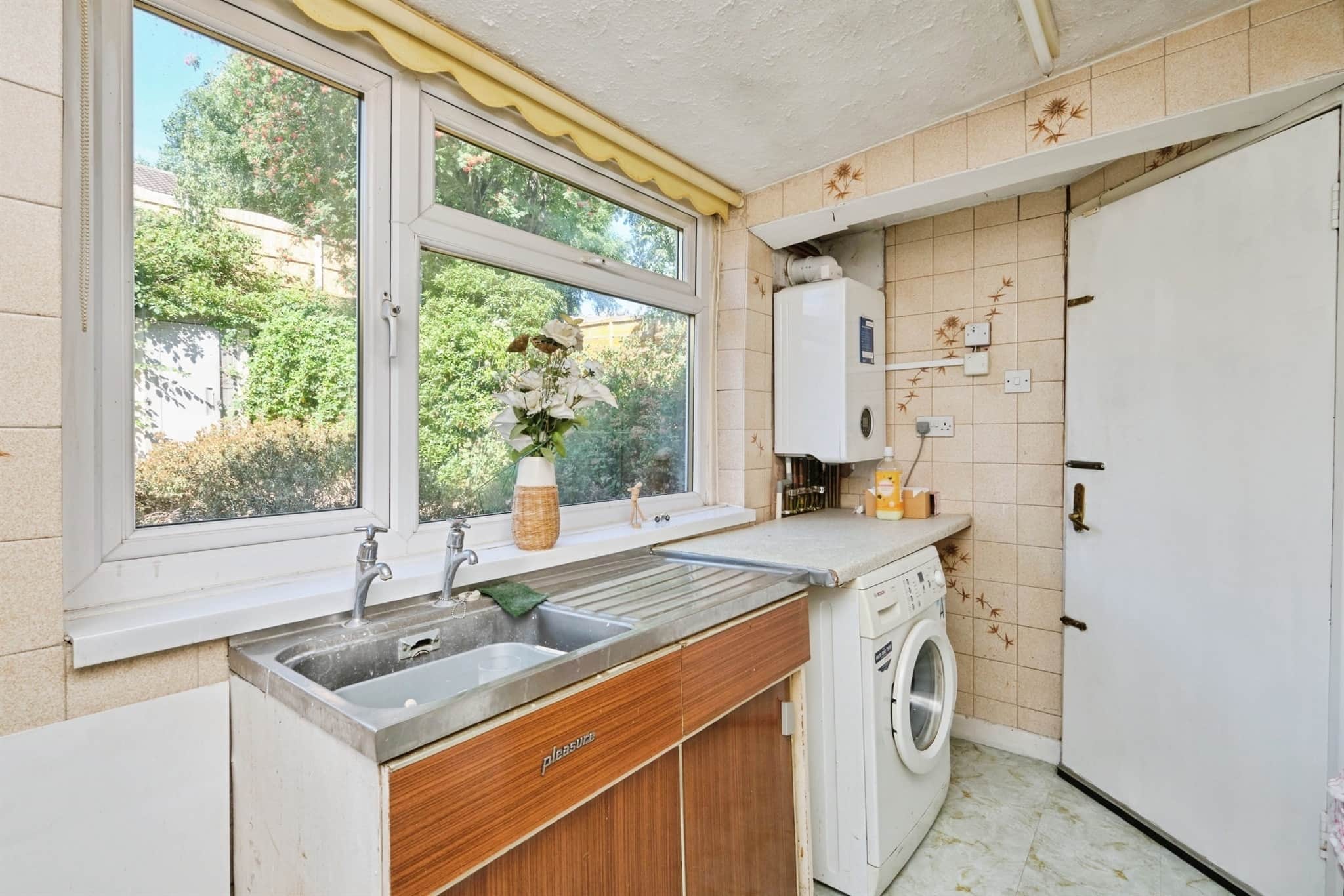 Property at Parkview Crescent, Walsall