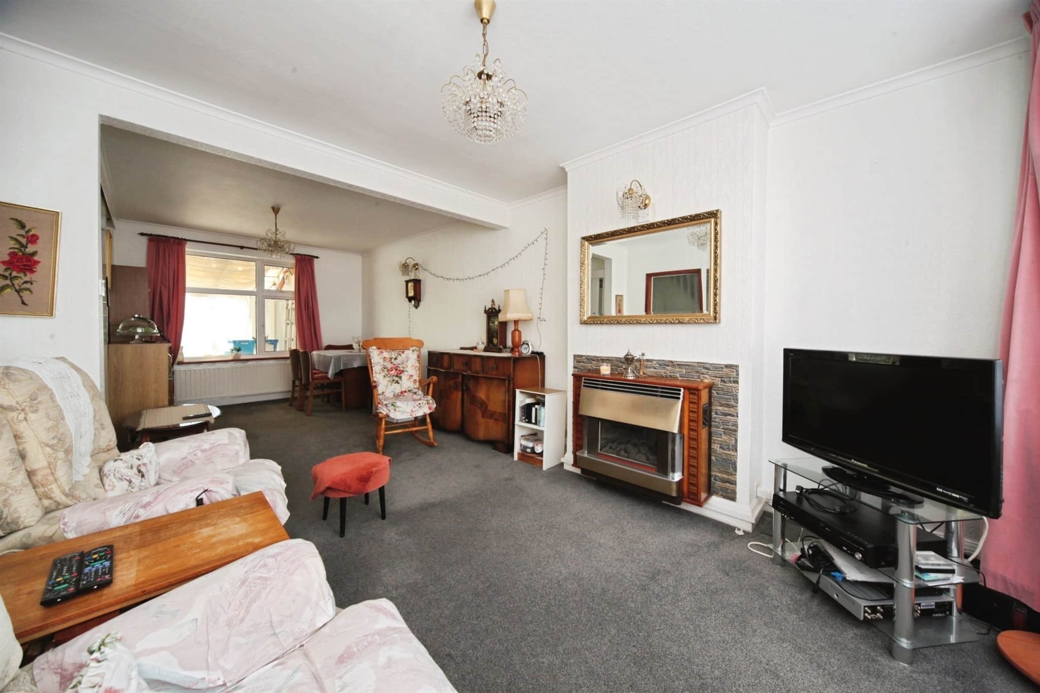 Property at Overstone Road, Luton