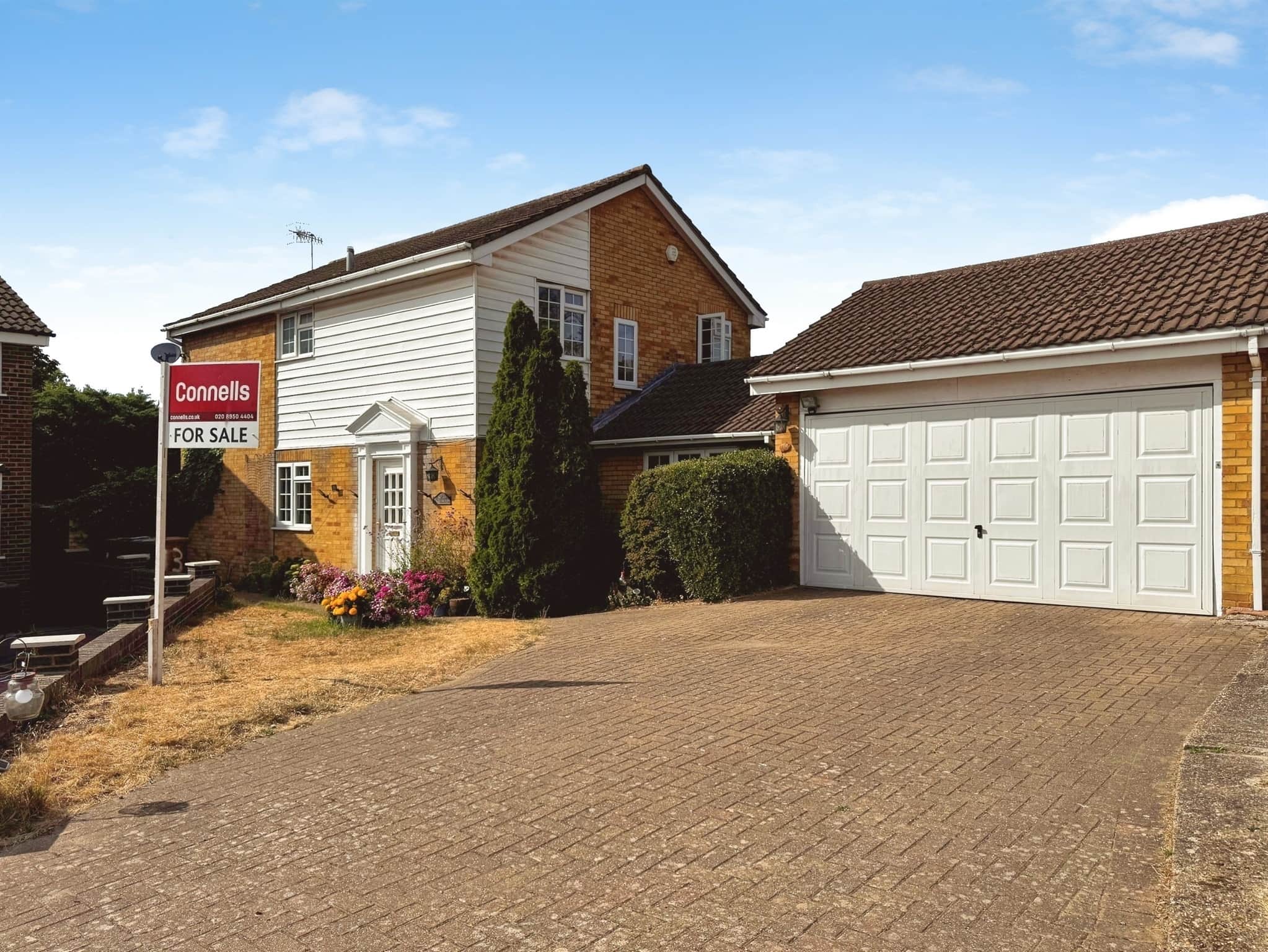 Property at St Leonards Close, Bushey
