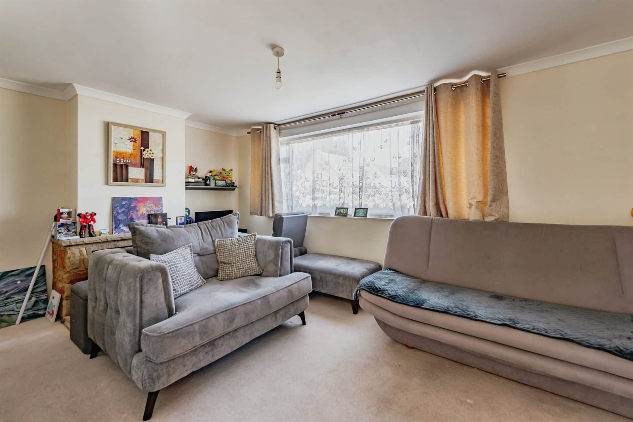 Property at Emlyn Road, Horley