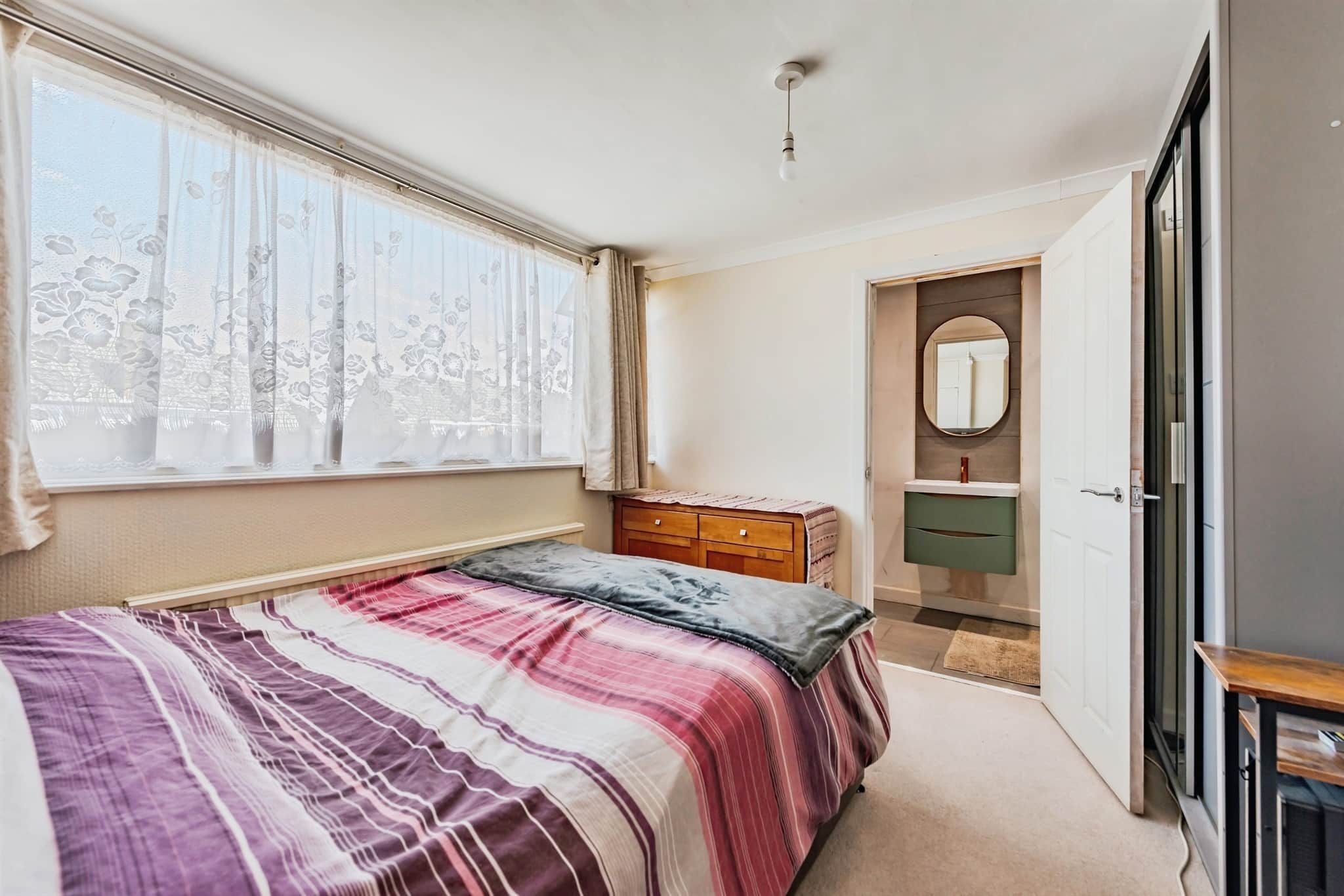 Property at Emlyn Road, Horley