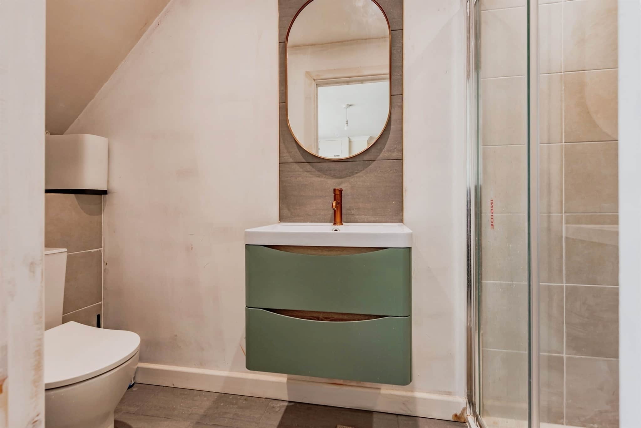 Property at Emlyn Road, Horley