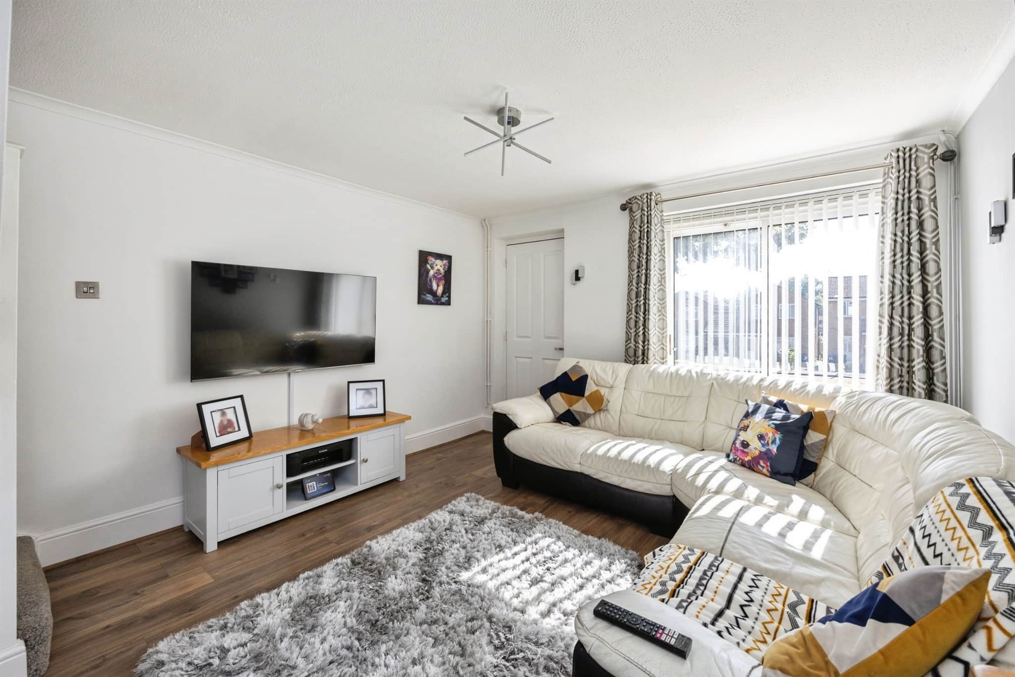 Property at Hill View, Ashford