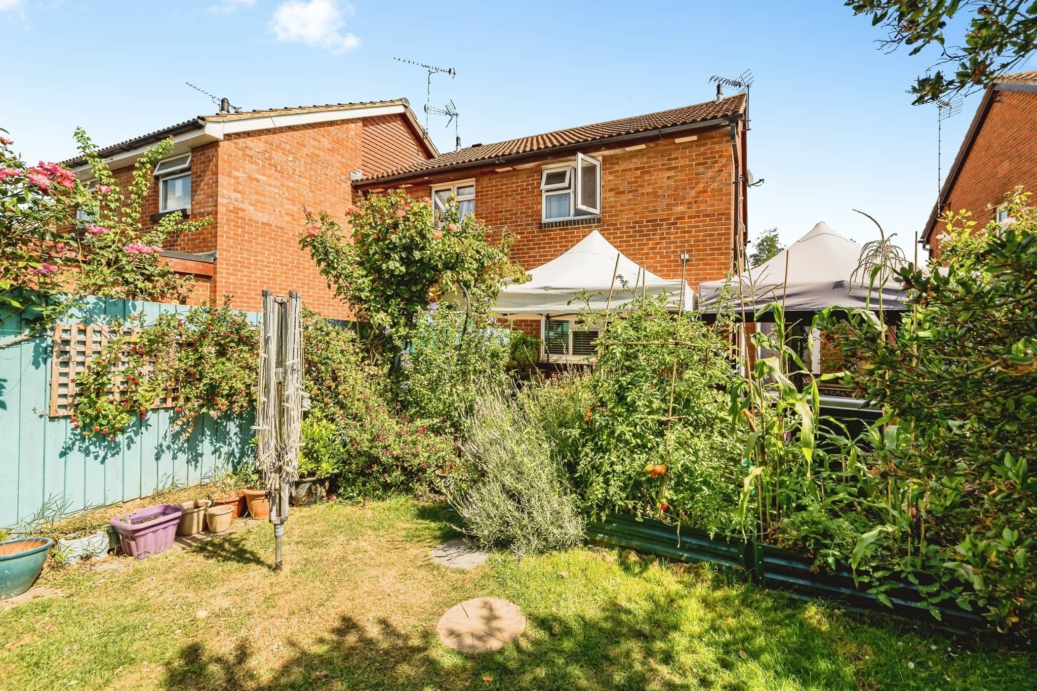 Property at Field Way, AYLESBURY