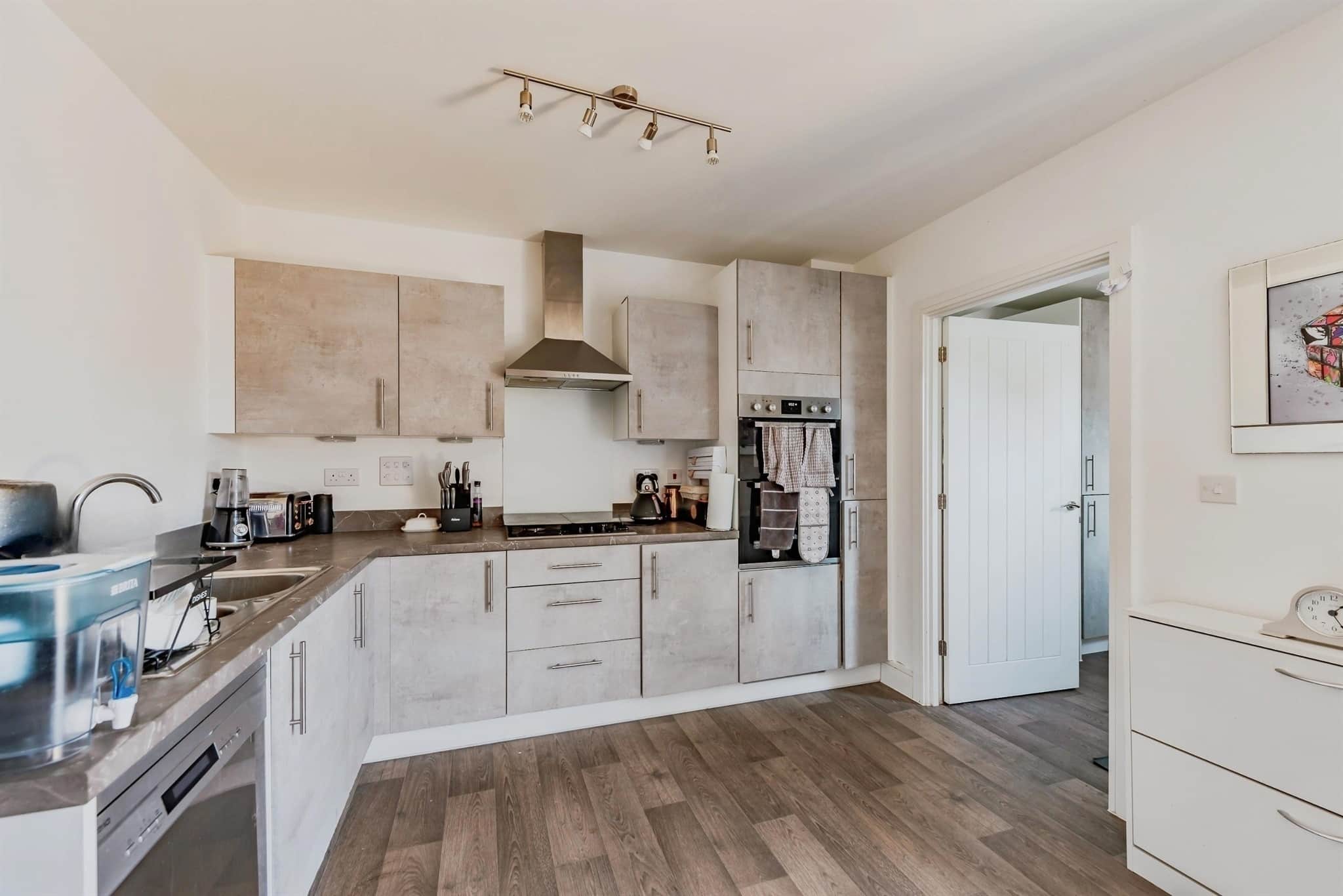 Property at Worsell Drive, Copthorne, Crawley