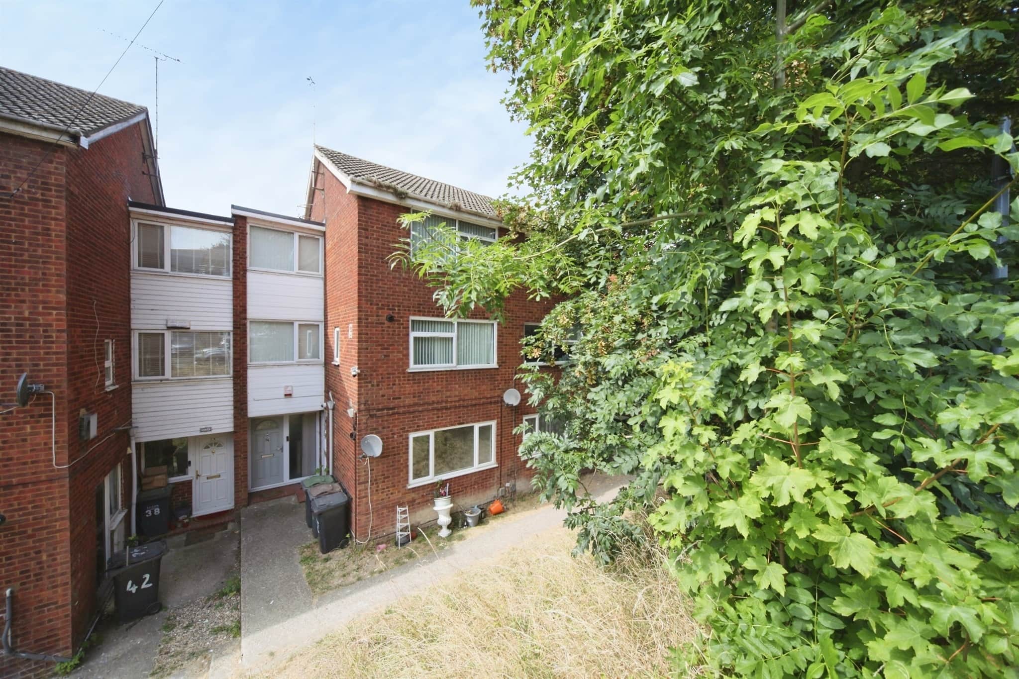 Property at Brendon Avenue, Luton
