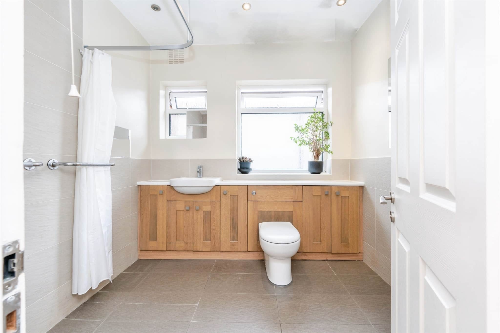 Property at Heather Rise, Bushey