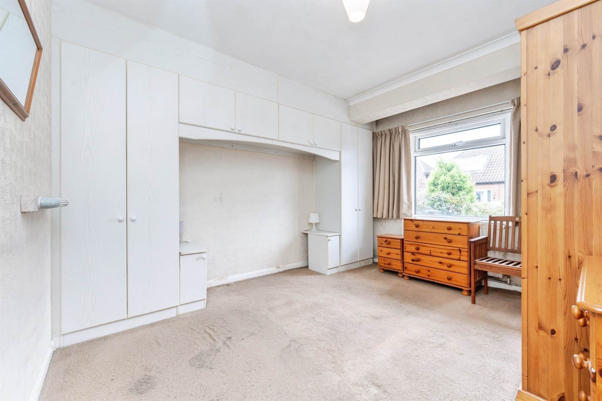 Property at Heather Rise, Bushey
