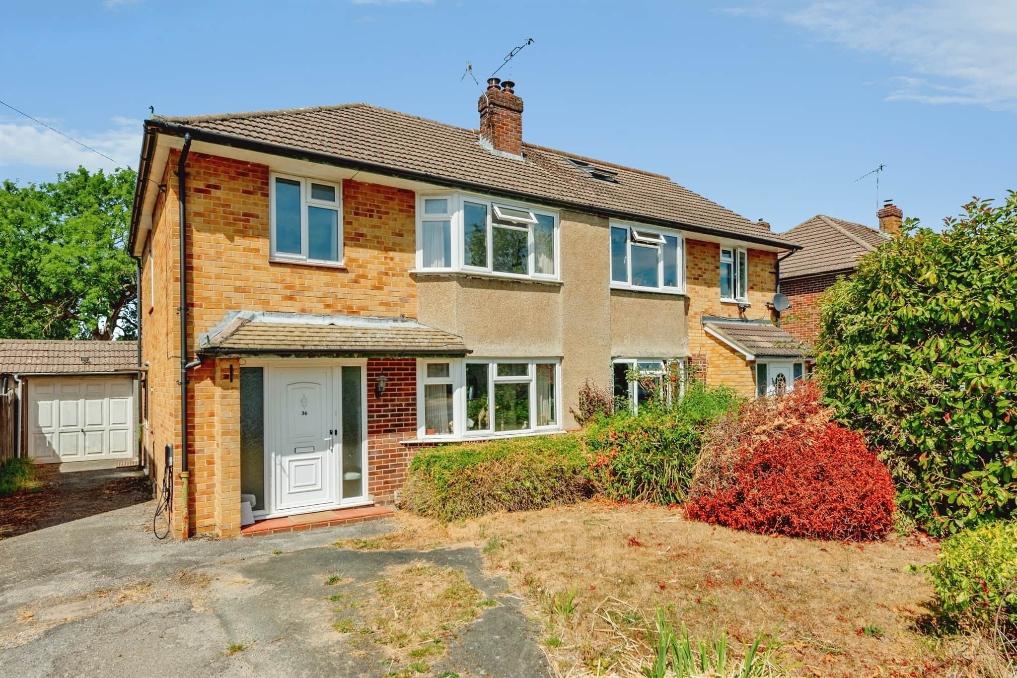 Property at Park Avenue, Redhill