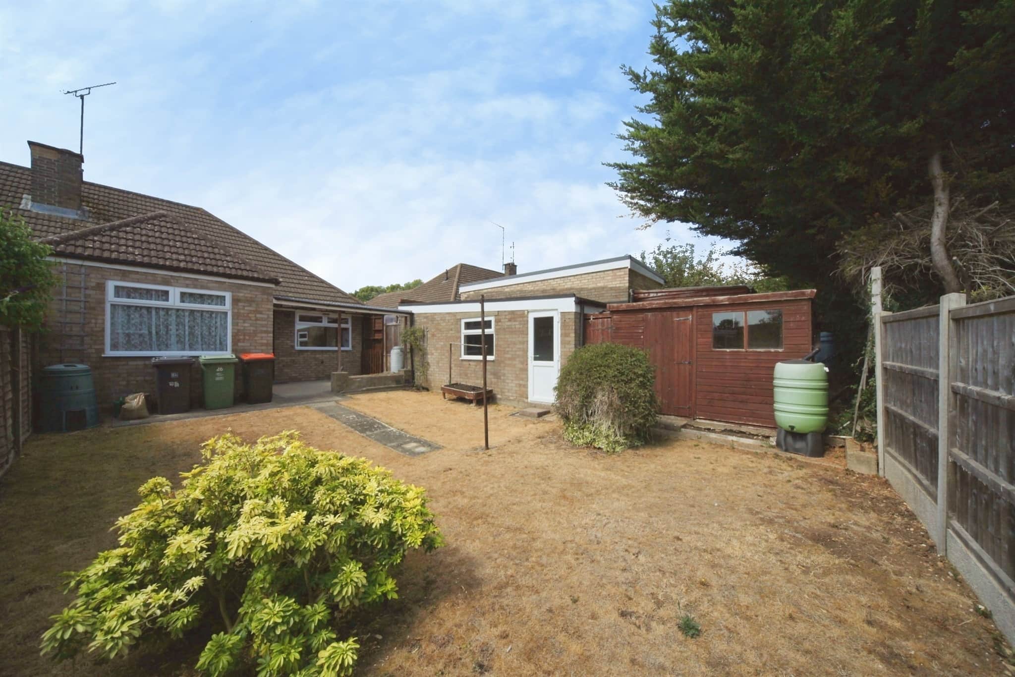 Property at Ridgeway Avenue, Dunstable