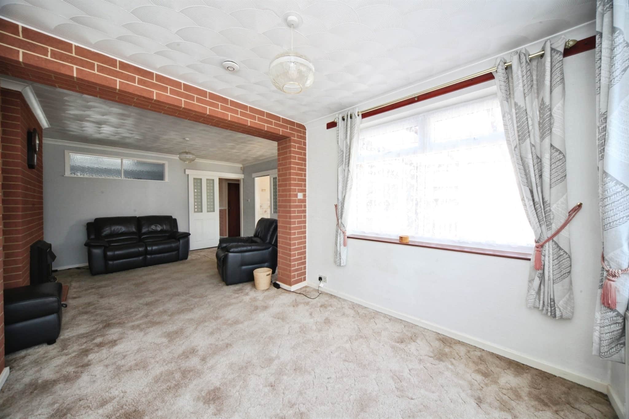 Property at Ridgeway Avenue, Dunstable