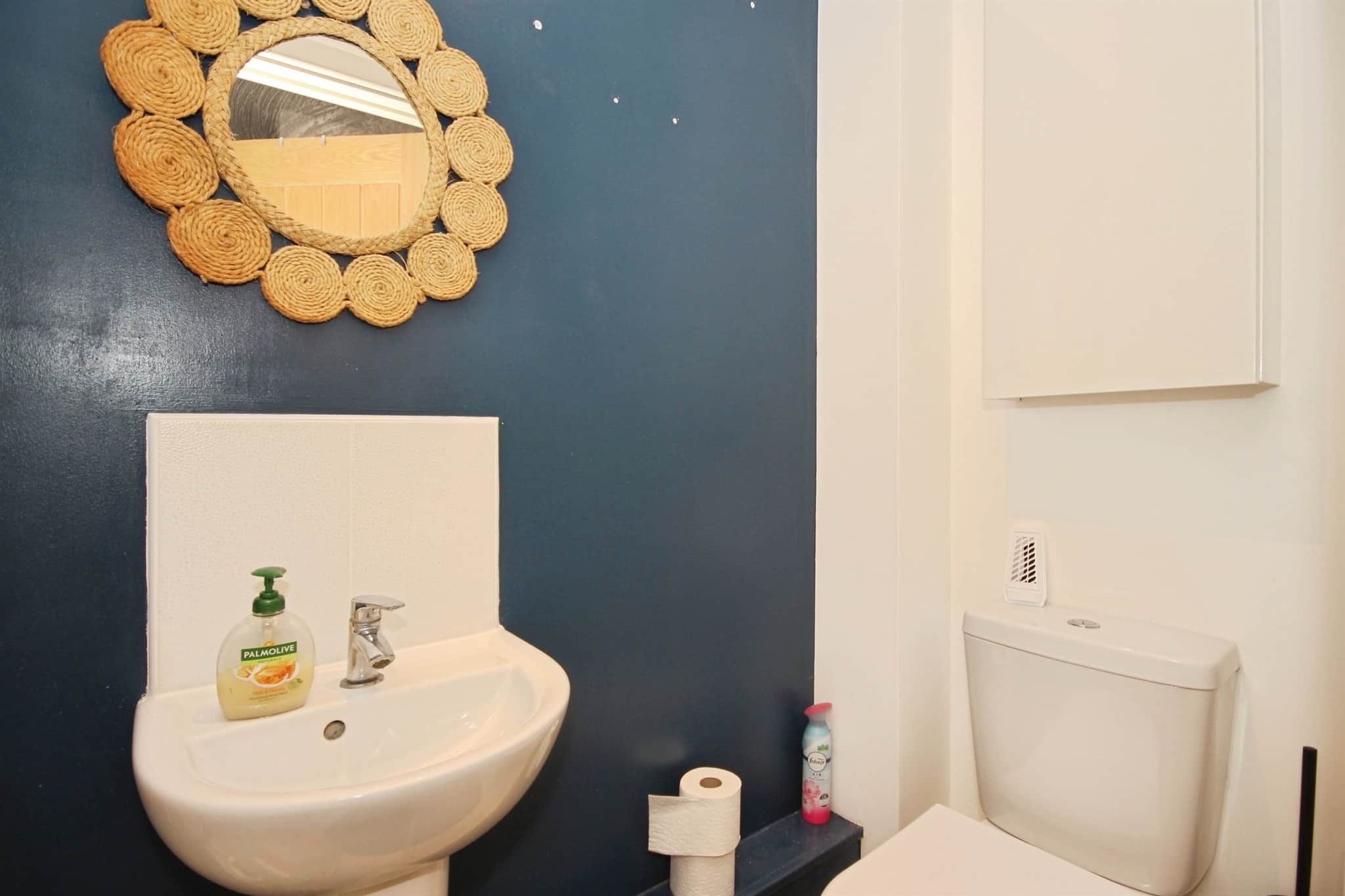 Property at Sydenham Drive, Leamington Spa