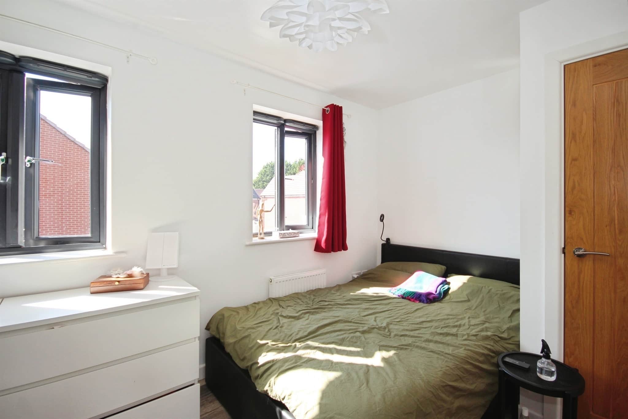Property at Sydenham Drive, Leamington Spa