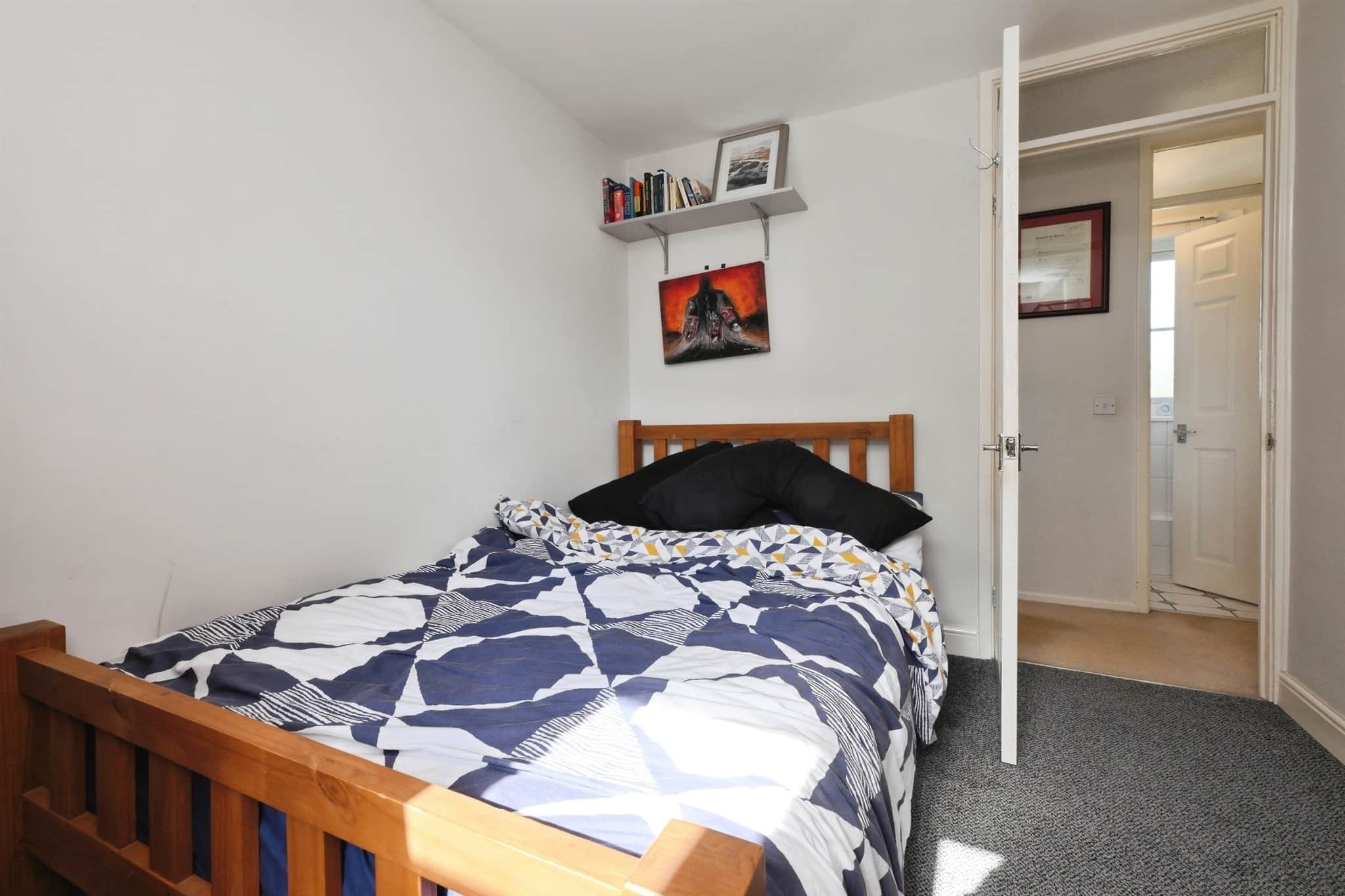 Property at Knightsfield, Welwyn Garden City