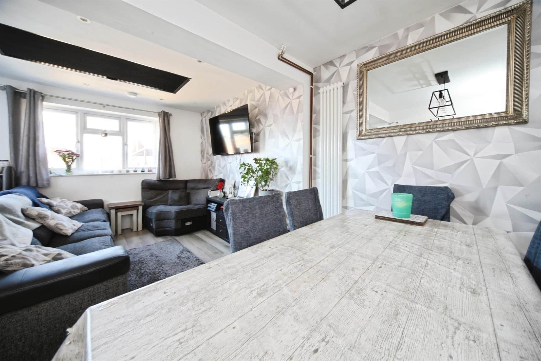 Property at Maidenbower Avenue, Dunstable