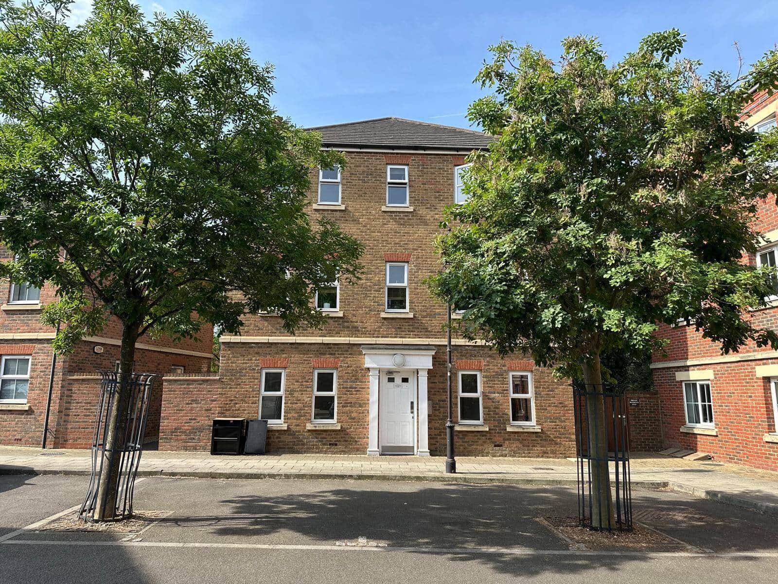 Property at Knightsbridge Place, Aylesbury