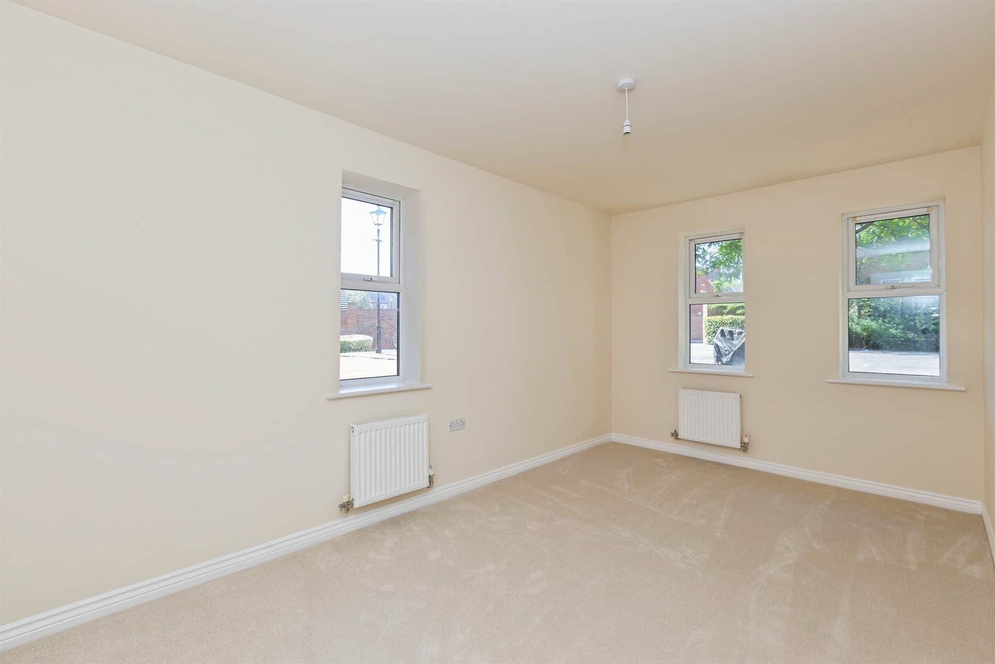 Property at Knightsbridge Place, Aylesbury