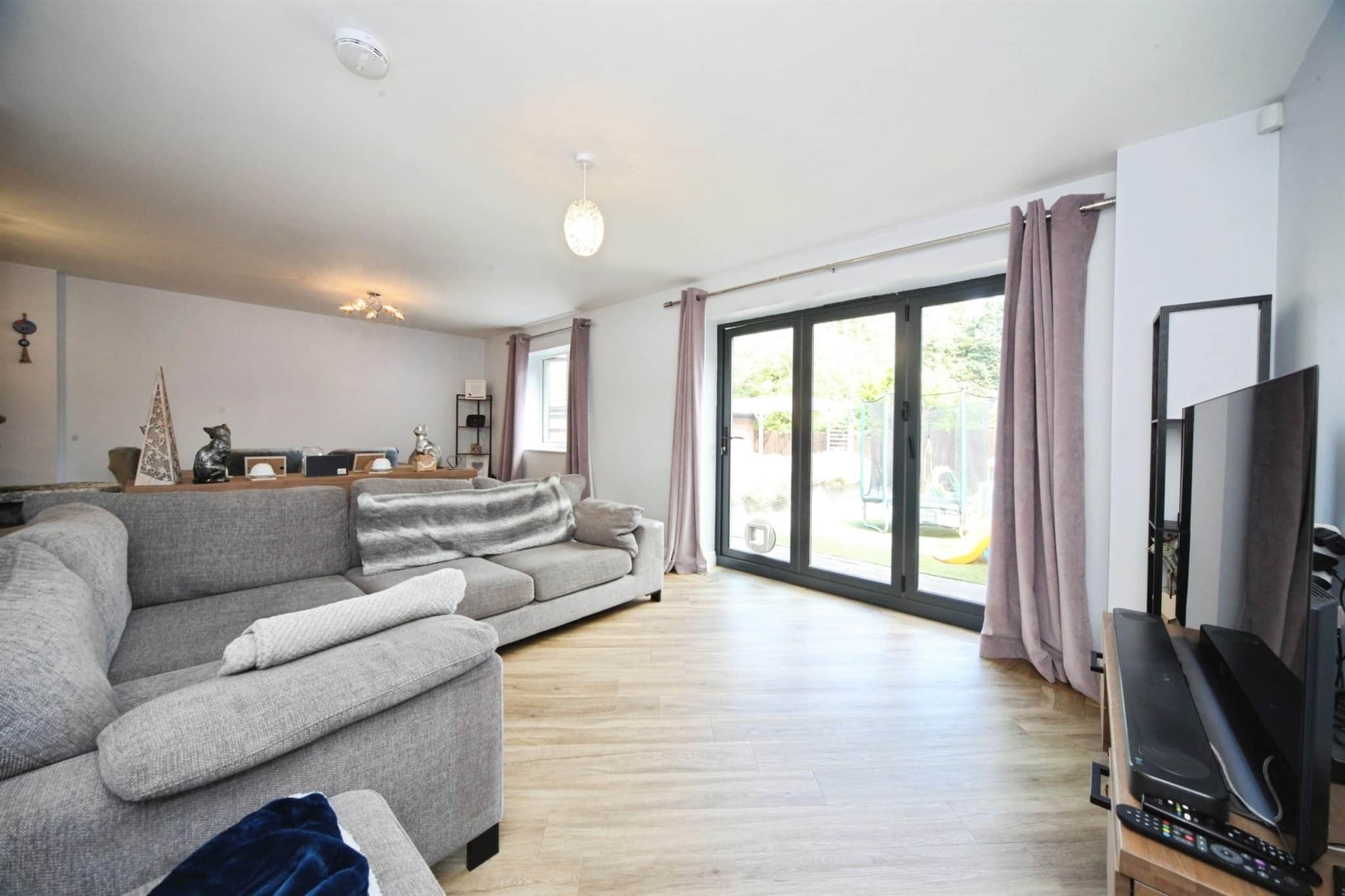 Property at Aubrey Close, Dunstable