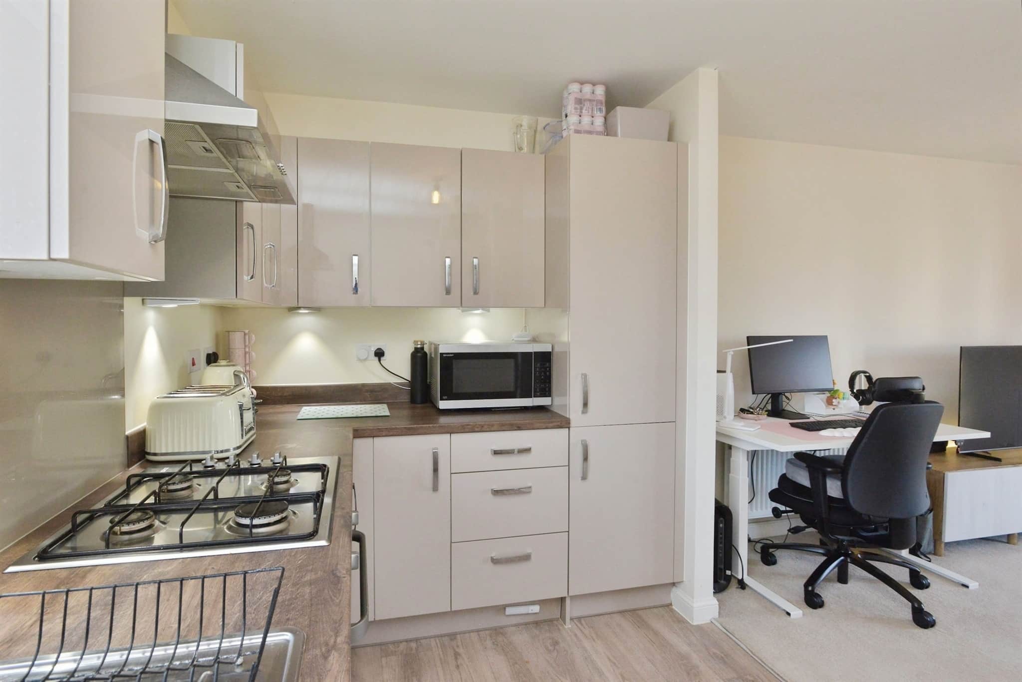 Property at Cicero Crescent, Fairfields, Milton Keynes