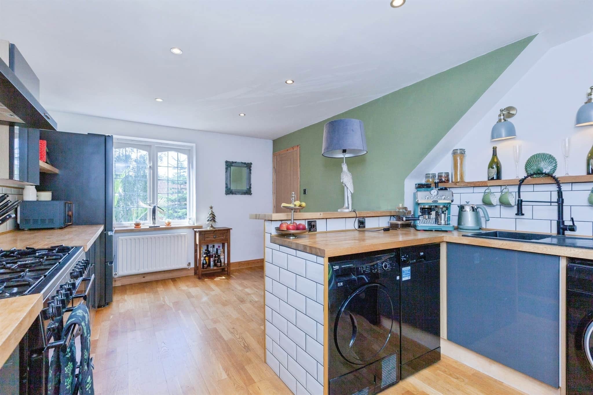 Property at Elm Way, Hartshill, Nuneaton