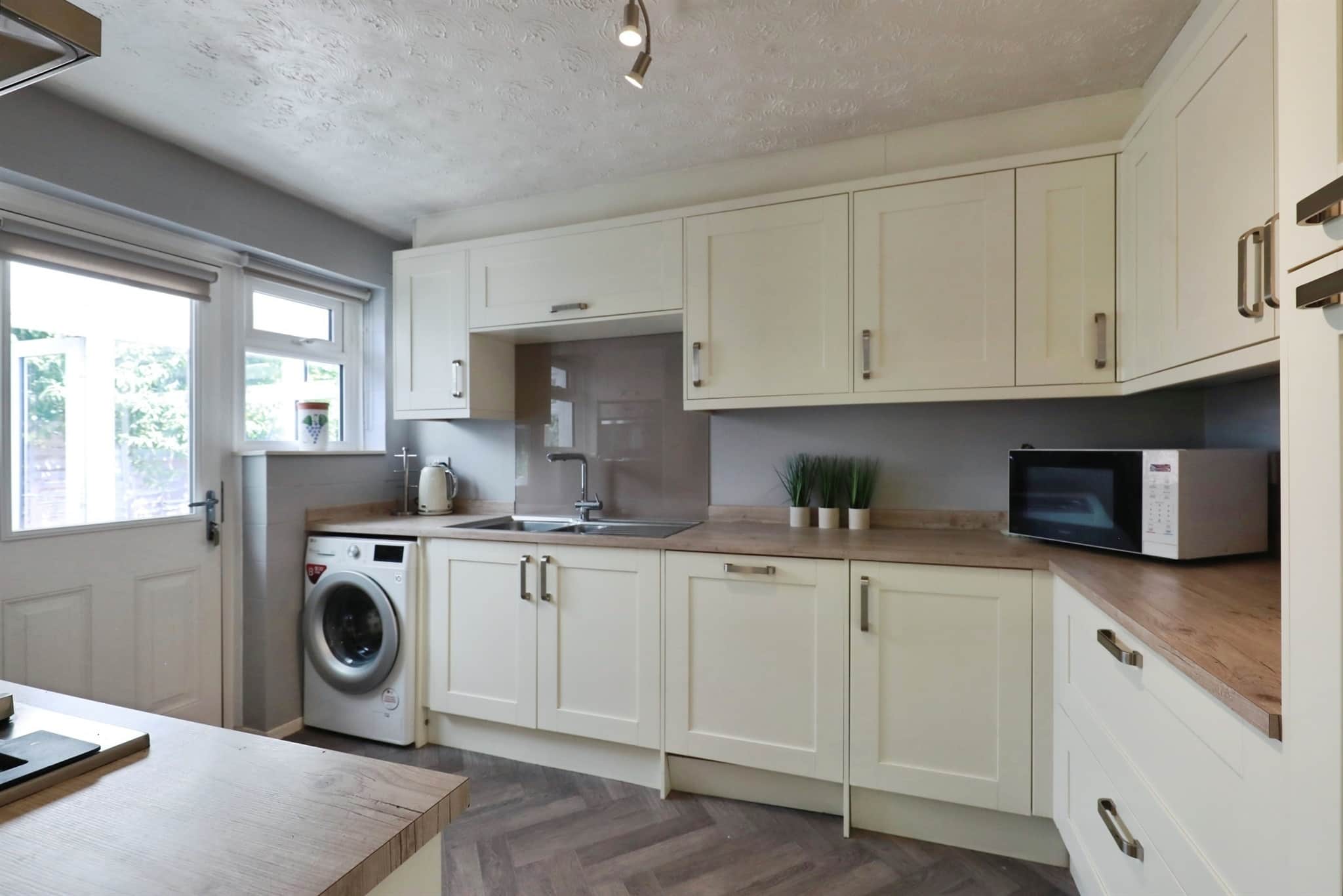 Property at Oxford Way, Wellesbourne, Warwick