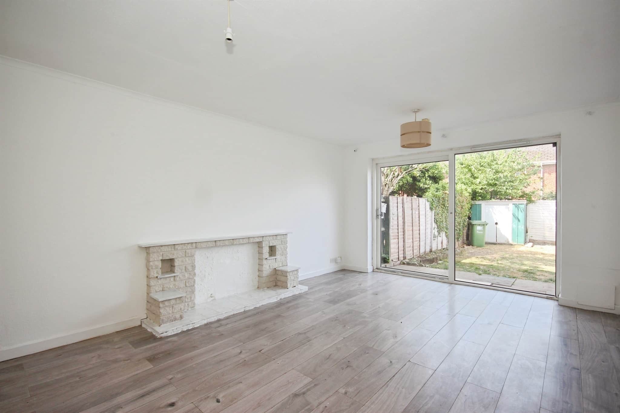 Property at Chapman Close, Radford Semele, Leamington Spa