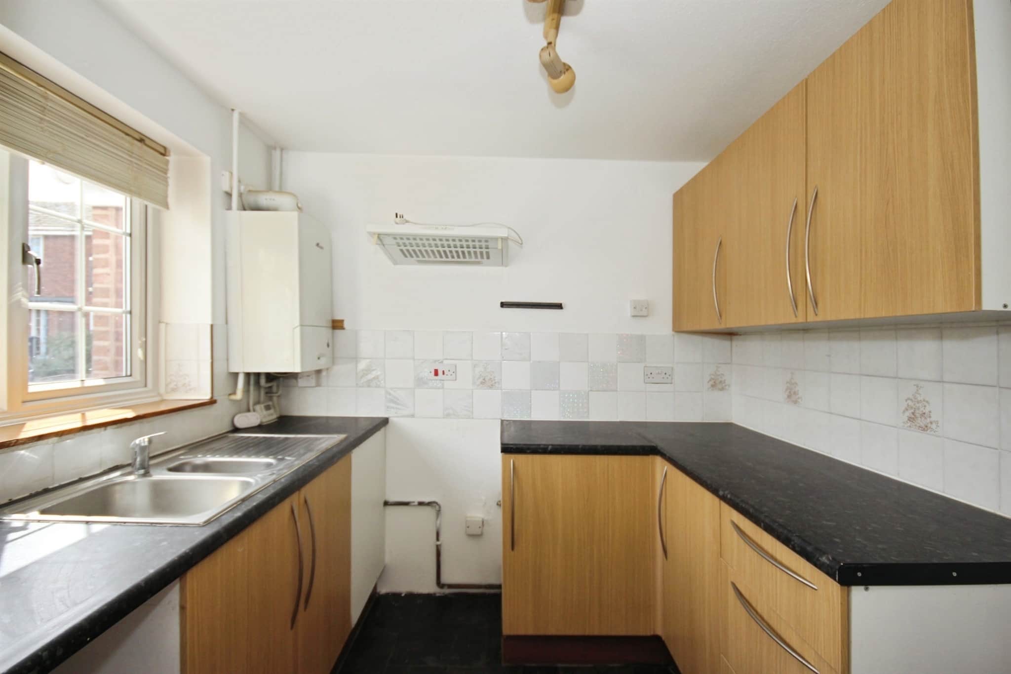 Property at Chapman Close, Radford Semele, Leamington Spa