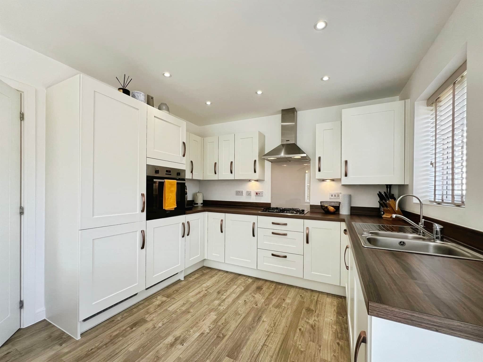 Property at The Avenue, Lighthorne Heath, Leamington Spa