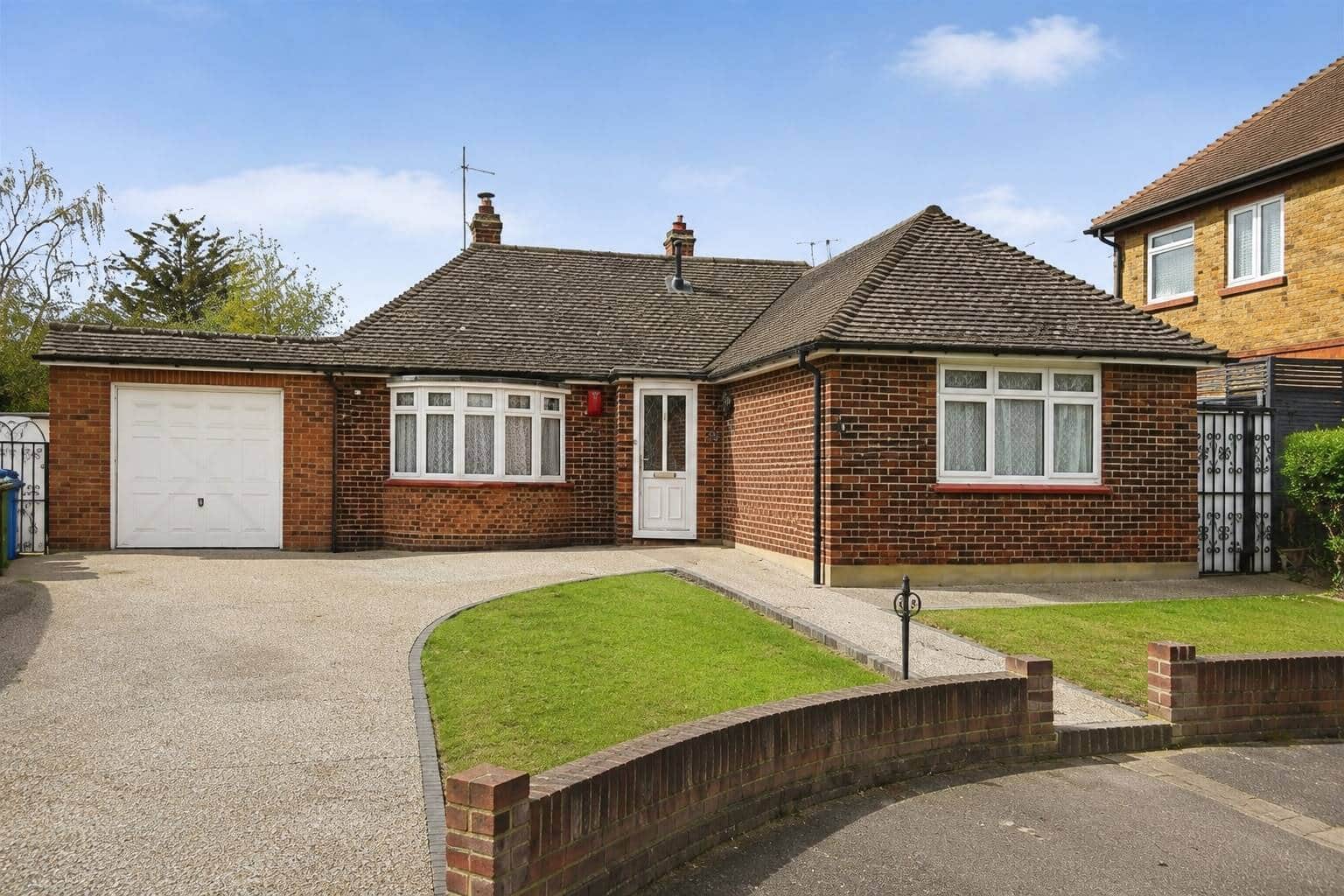 Property at Larkfield Avenue, Sittingbourne