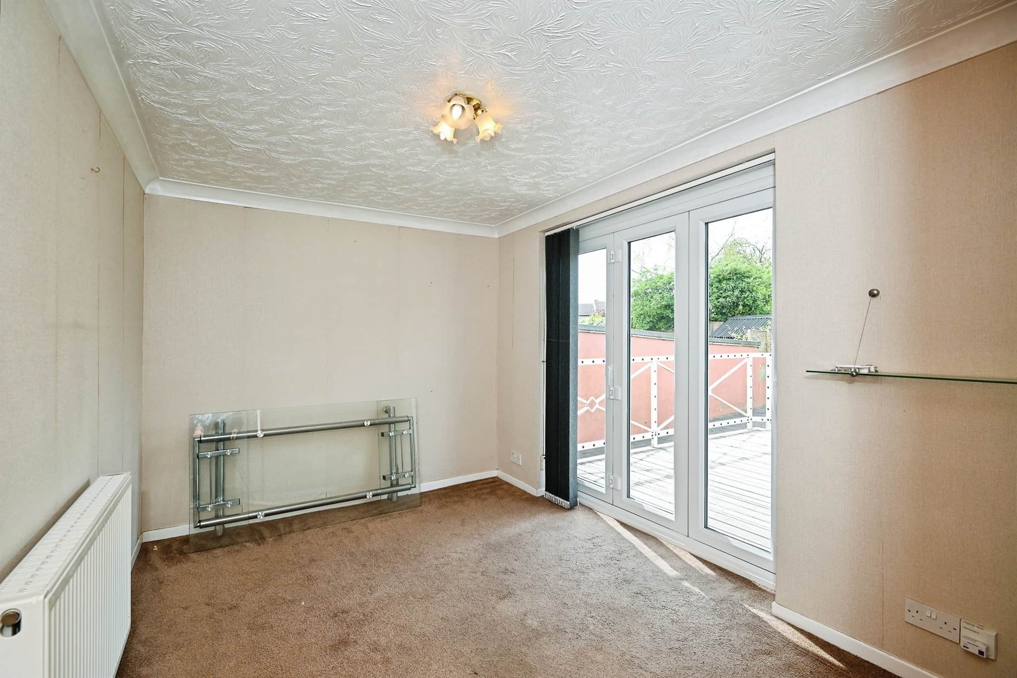 Property at Larkfield Avenue, Sittingbourne