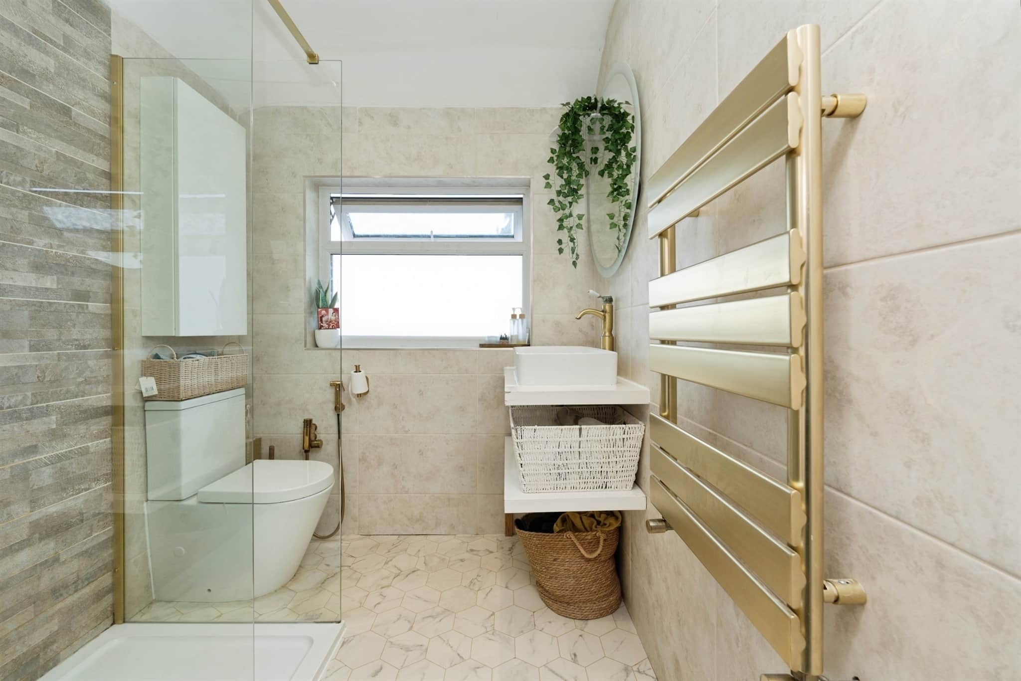 Property at Sefton Avenue, Harrow