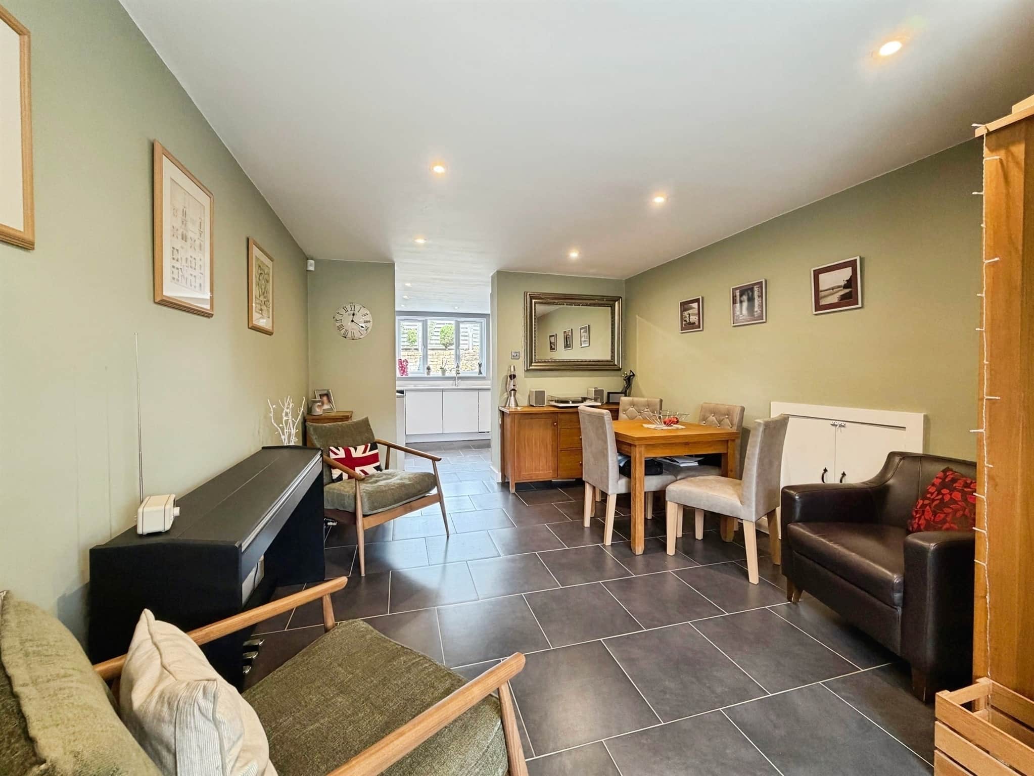 Property at Field View, Ashorne, Warwick