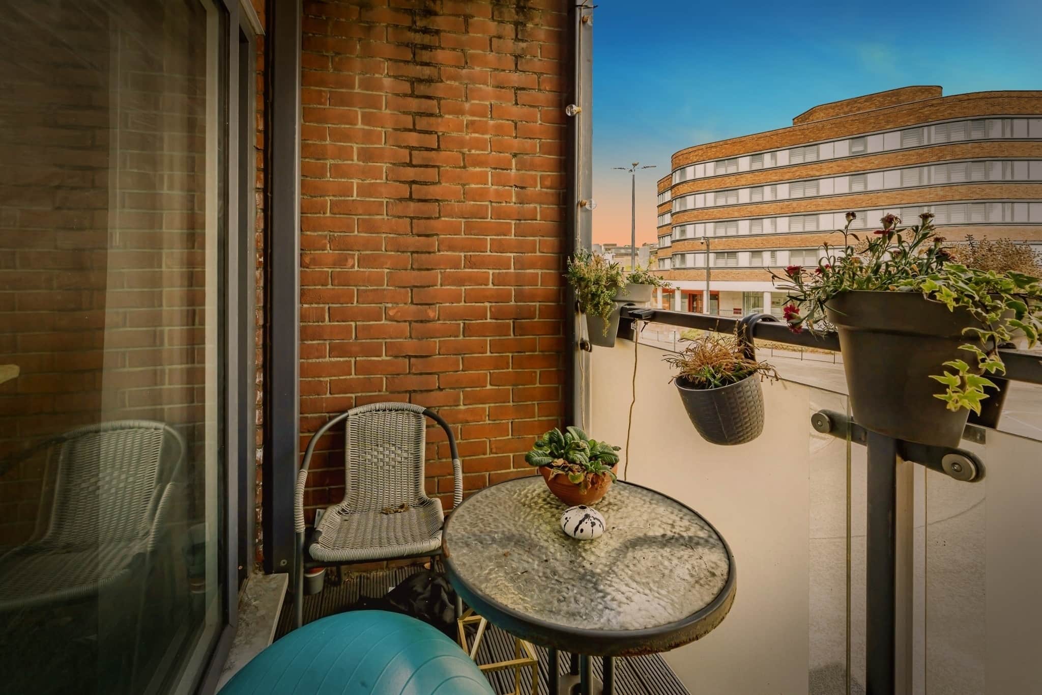 Property at High Street, Aylesbury