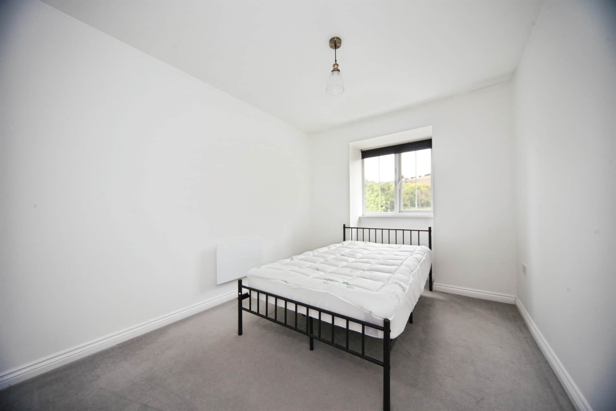 Property at Kiln Way, Dunstable