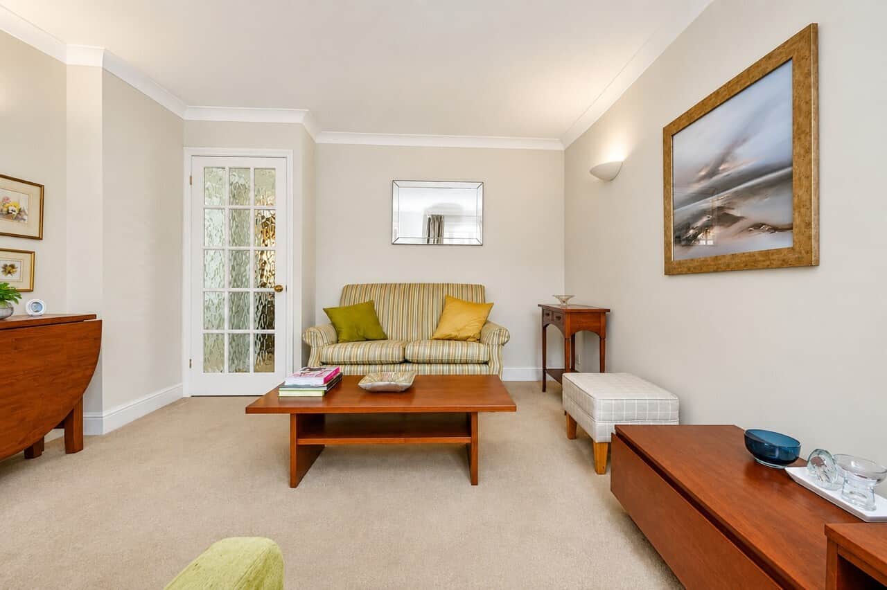 Property at Grovebury Gardens, Park Street, St. Albans