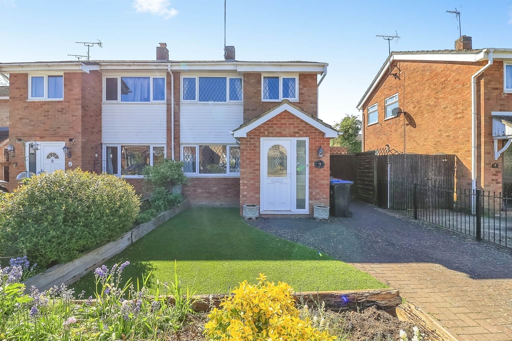 Property at Bettina Grove, Bletchley, Milton Keynes