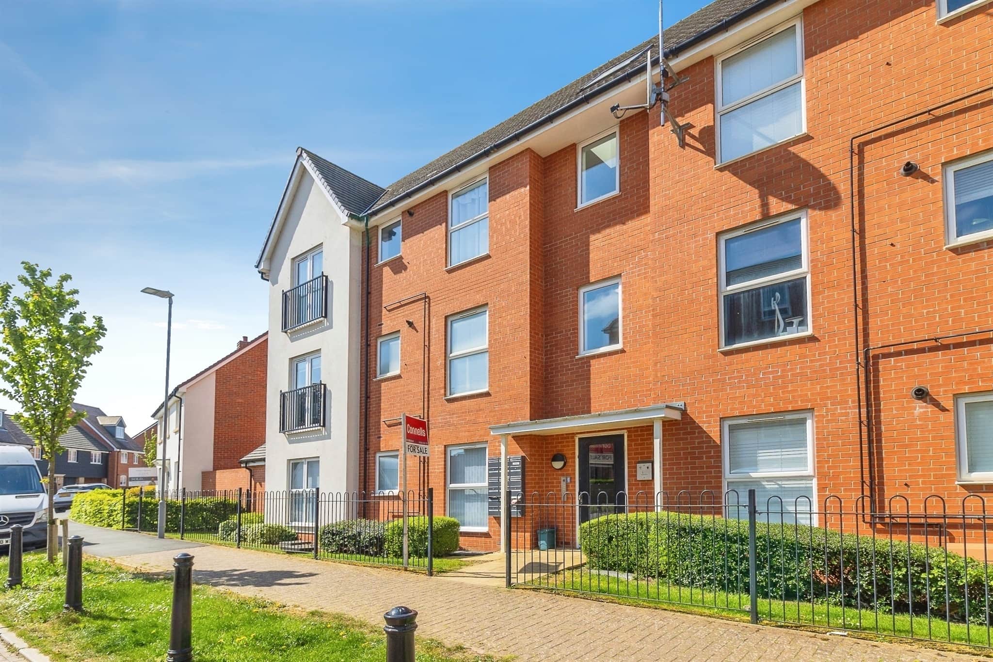 Property at Galapagos Grove, Bletchley, Milton Keynes