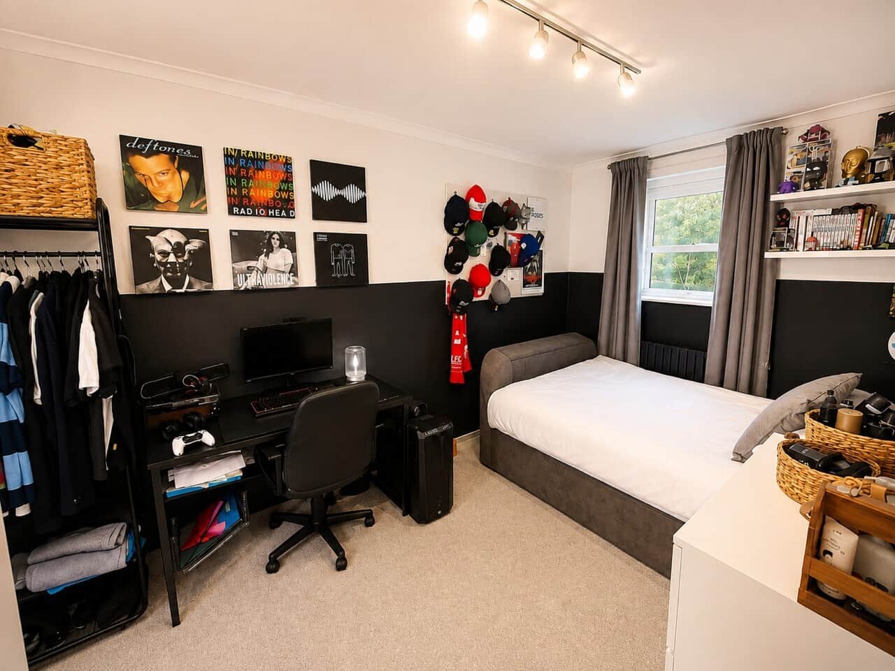 Property at Kimbolton Crescent, Stevenage