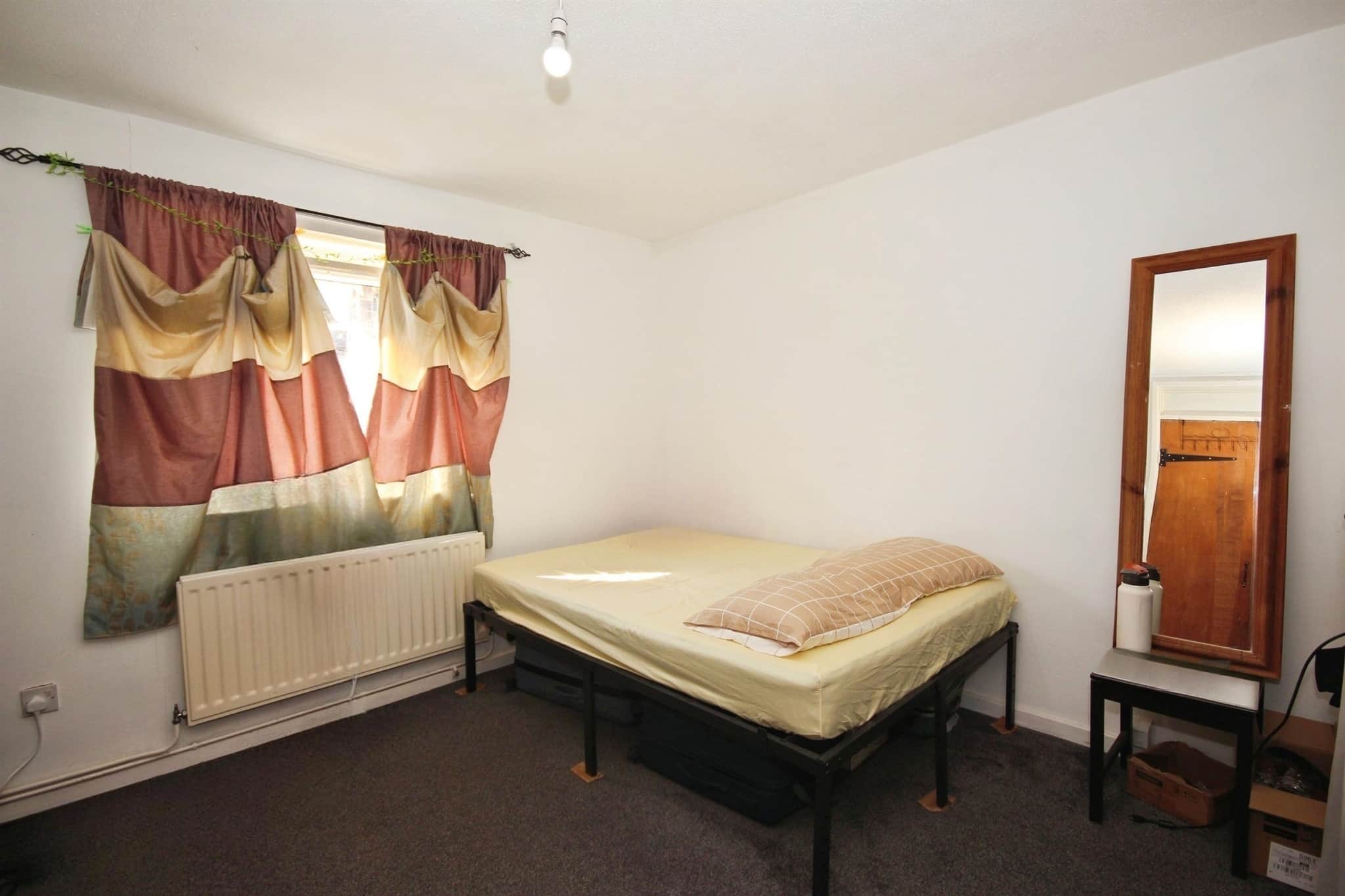 Property at Christine Ledger Square, Leamington Spa