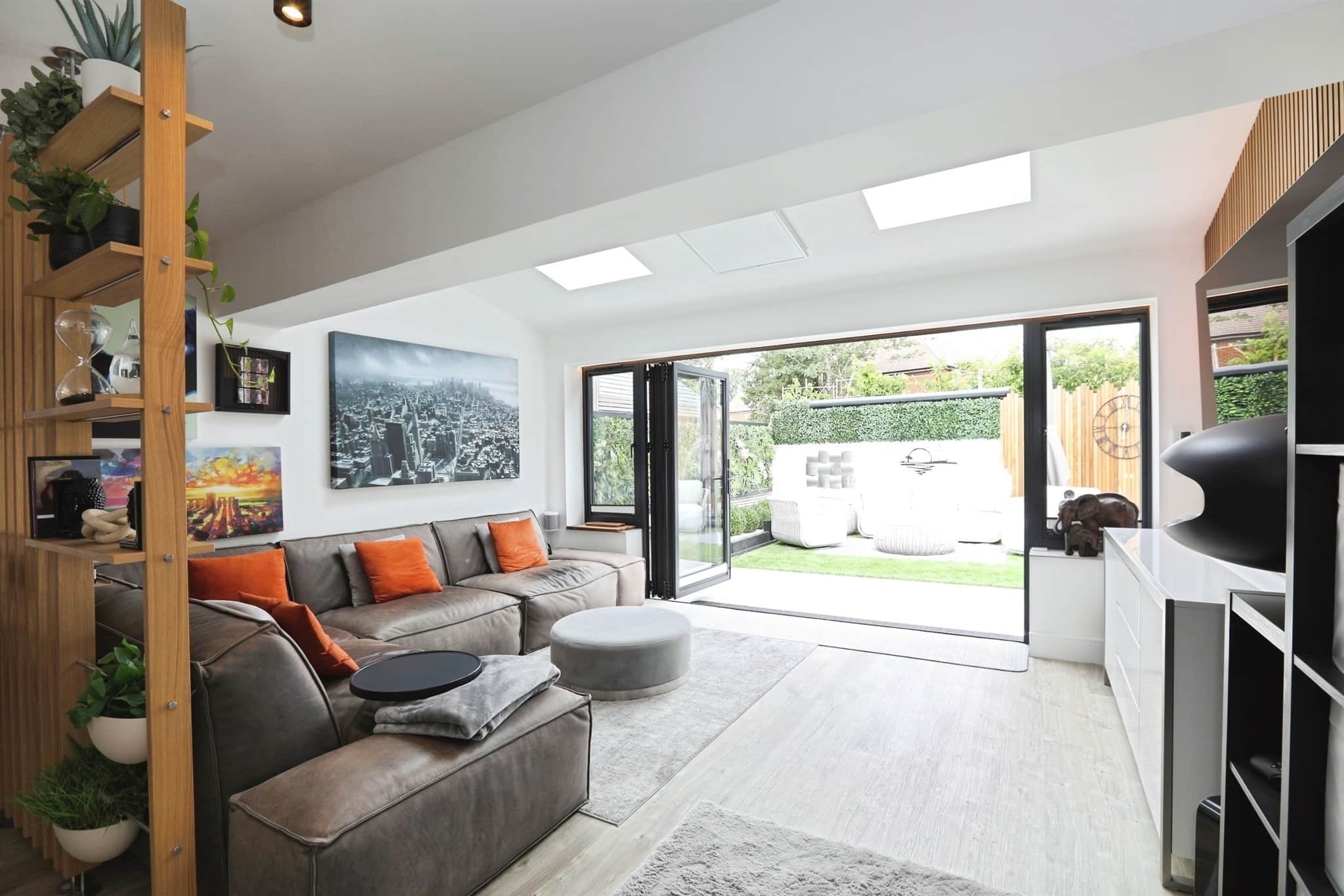 Property at Sinden Heath, Felbridge