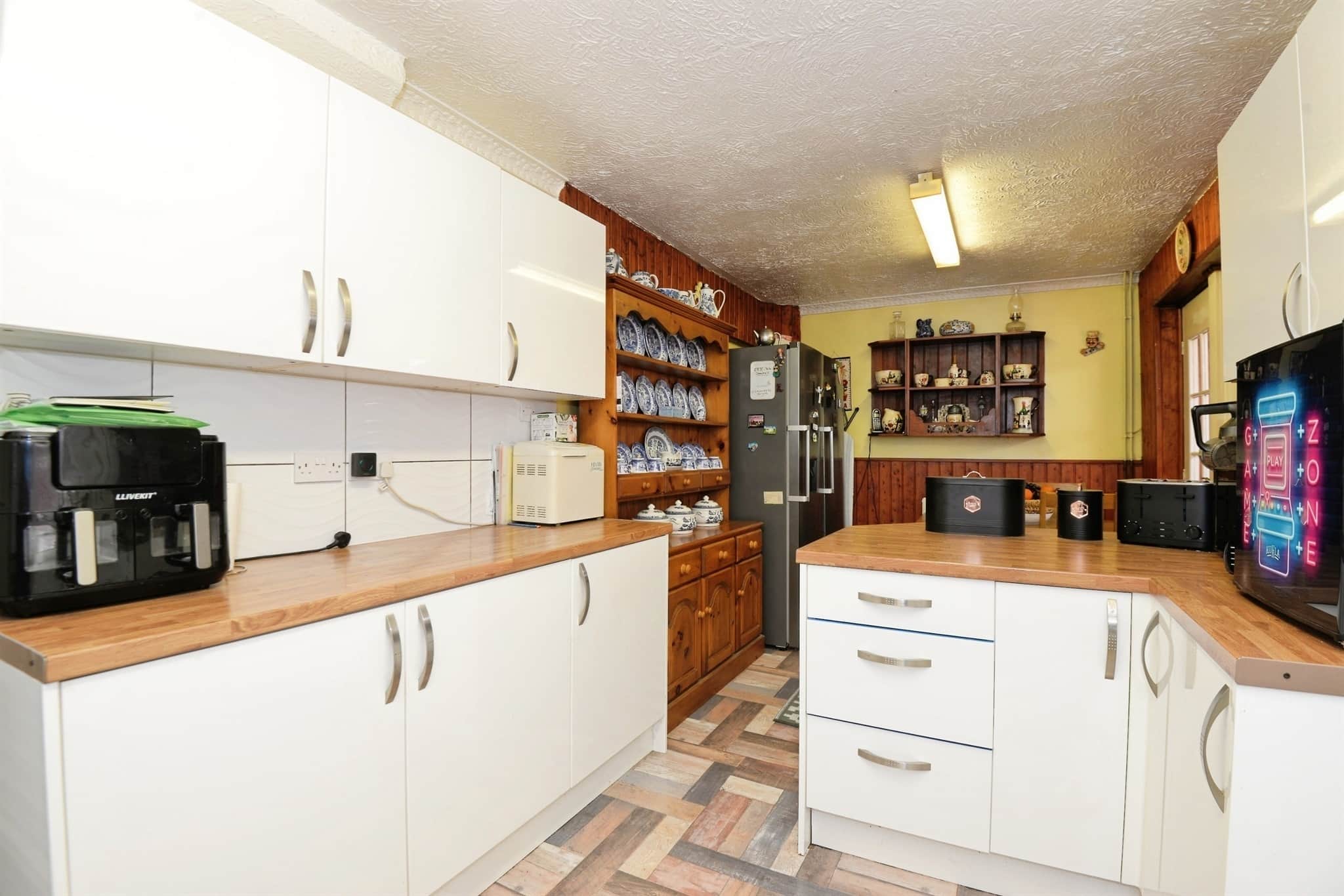 Property at Lennox Drive, Swindon